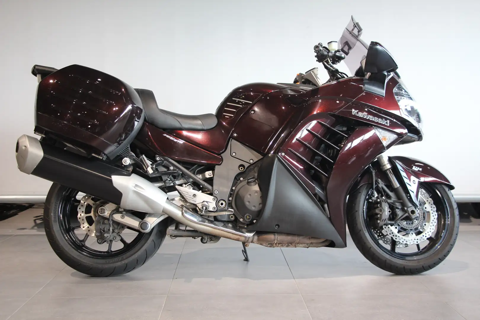 Kawasaki GTR 1400 Rood - 1