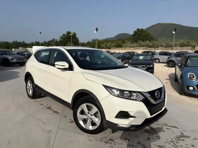 Nissan Qashqai Qashqai II 1.5 dci Business 115cv dct