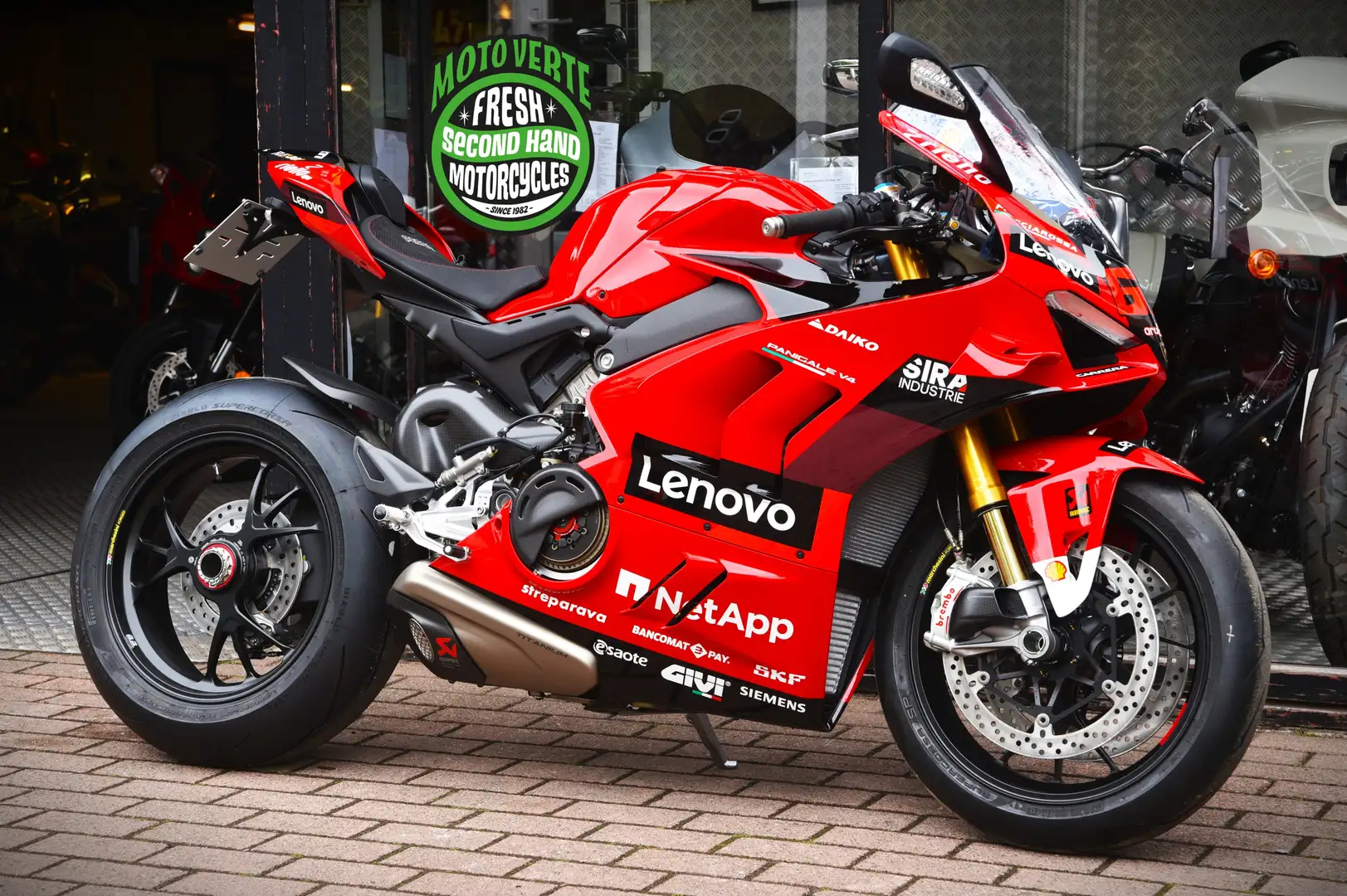 Ducati Panigale V4 S Bagnaia World Champ 2023 (TVAC) ***MOTO VERTE*** Rood - 1