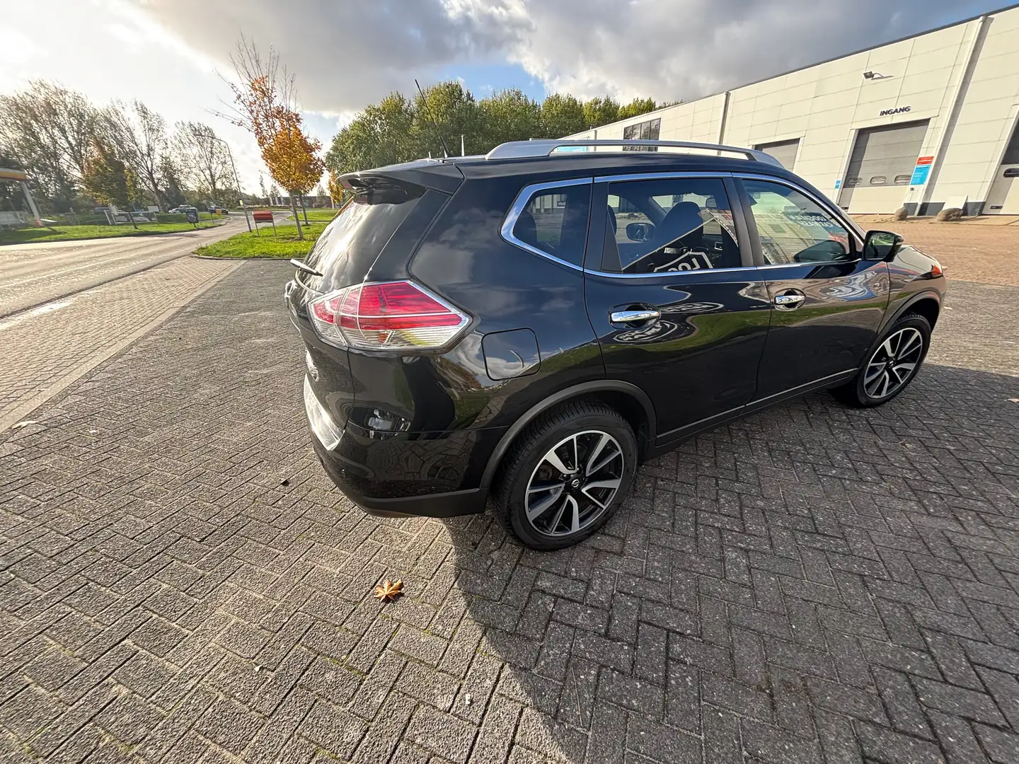 Nissan X-Trail X-Trail 1.6 DIG-T Acenta Zwart - 1