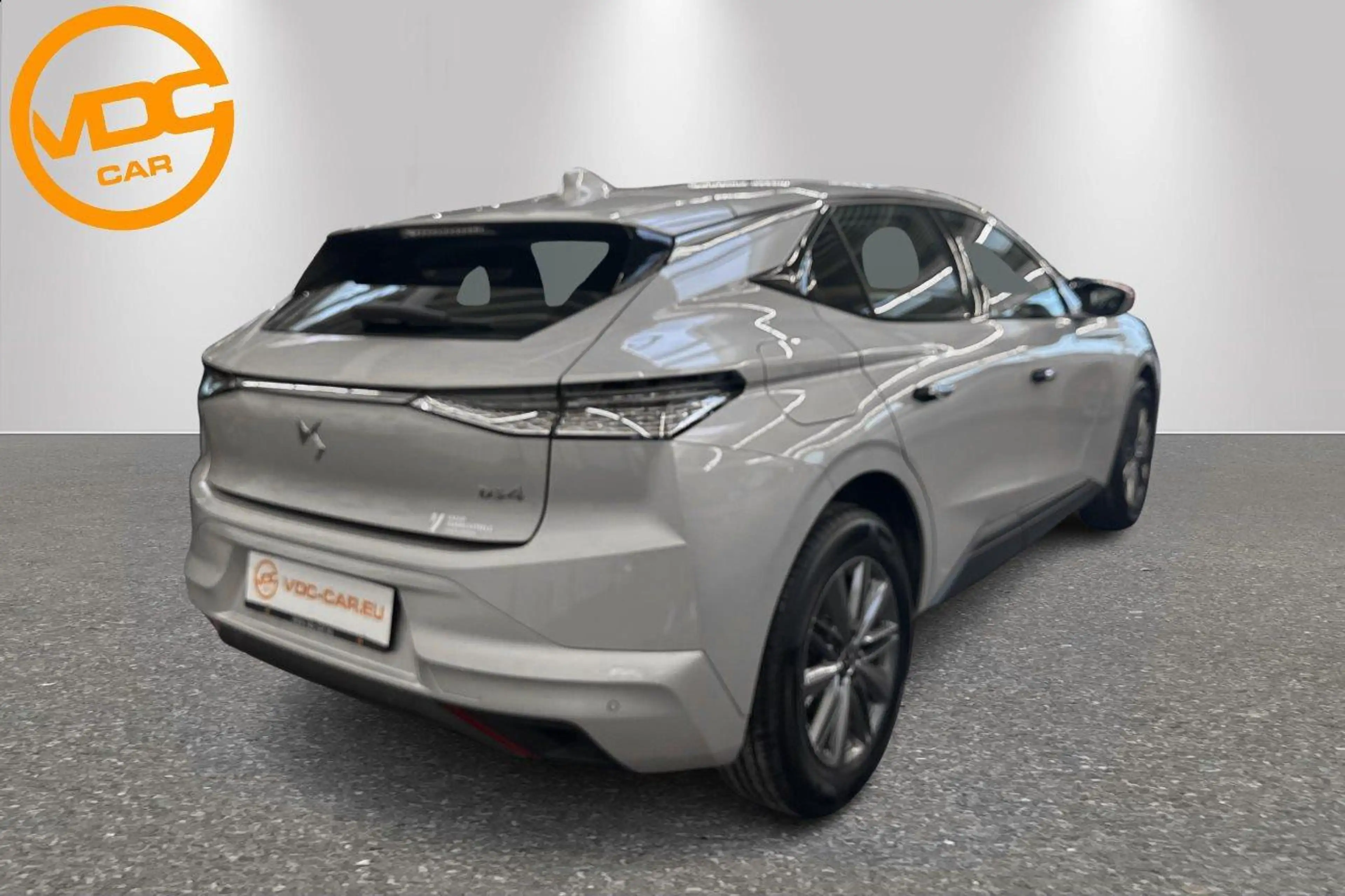 DS Automobiles DS 4 BASTILLE + — photo 3