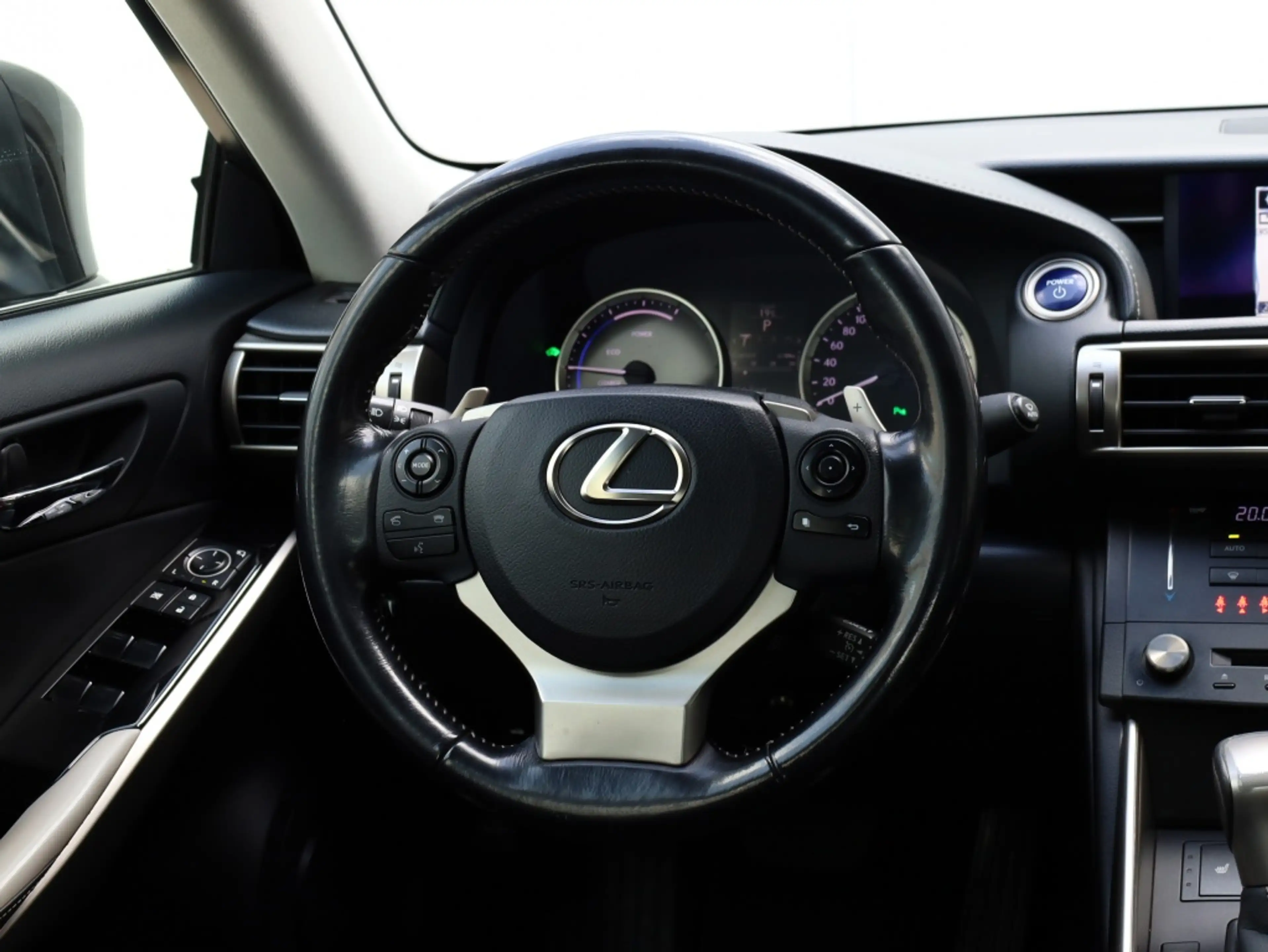 Lexus IS 300 300h Sport Edition | Keyless | Parkeersensoren | S — photo 31