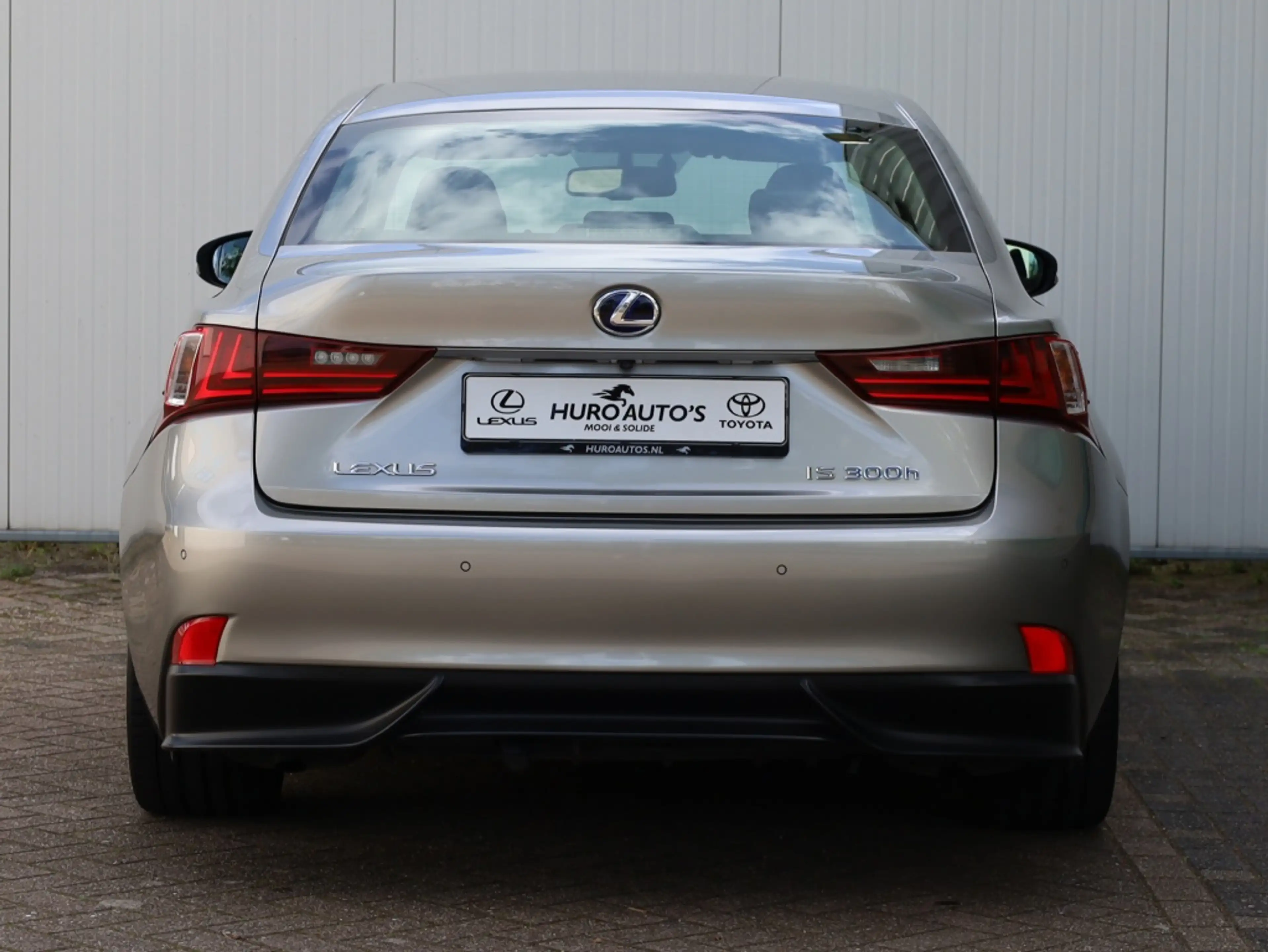 Lexus IS 300 300h Sport Edition | Keyless | Parkeersensoren | S — photo 19