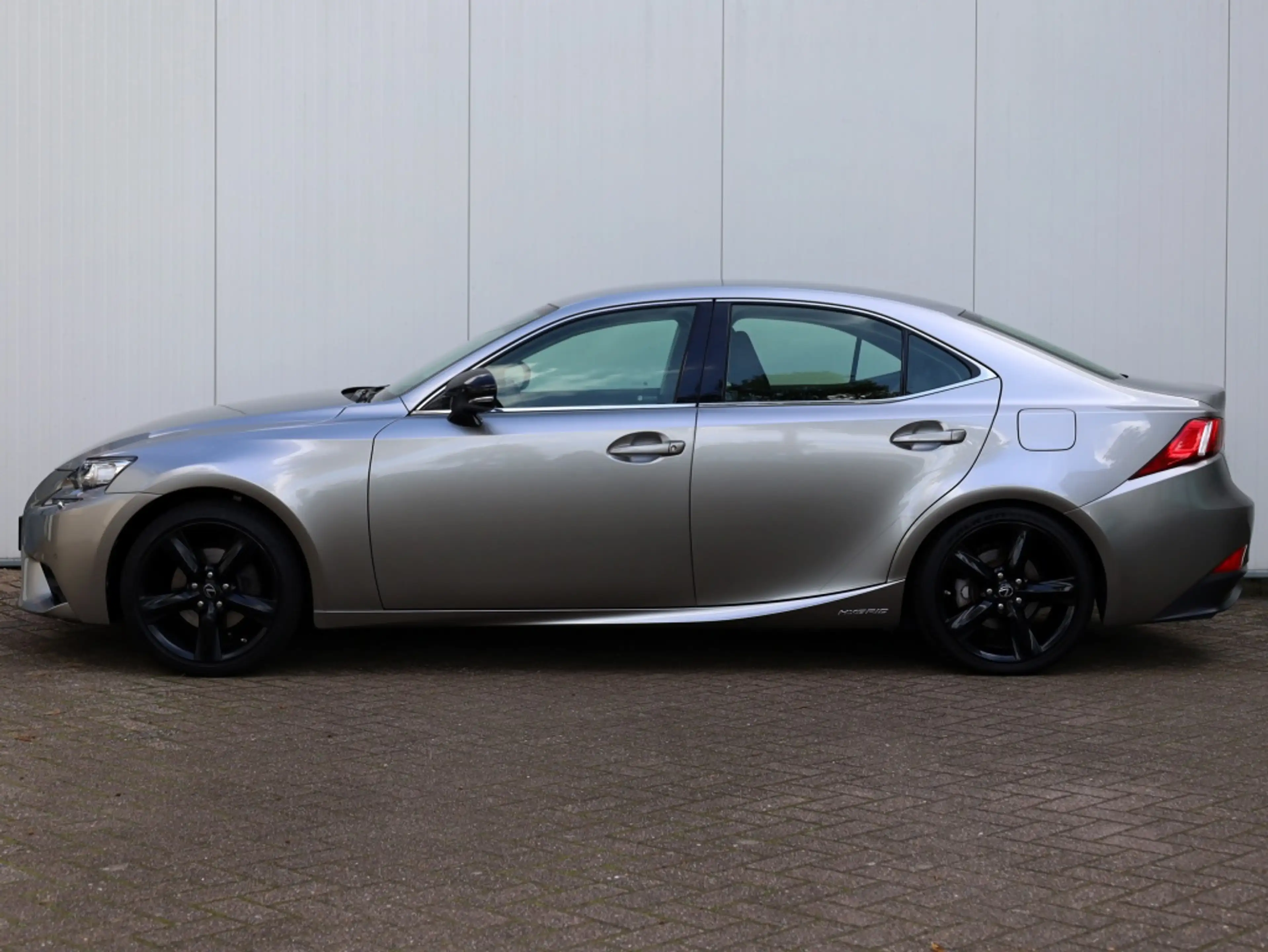 Lexus IS 300 300h Sport Edition | Keyless | Parkeersensoren | S — photo 20