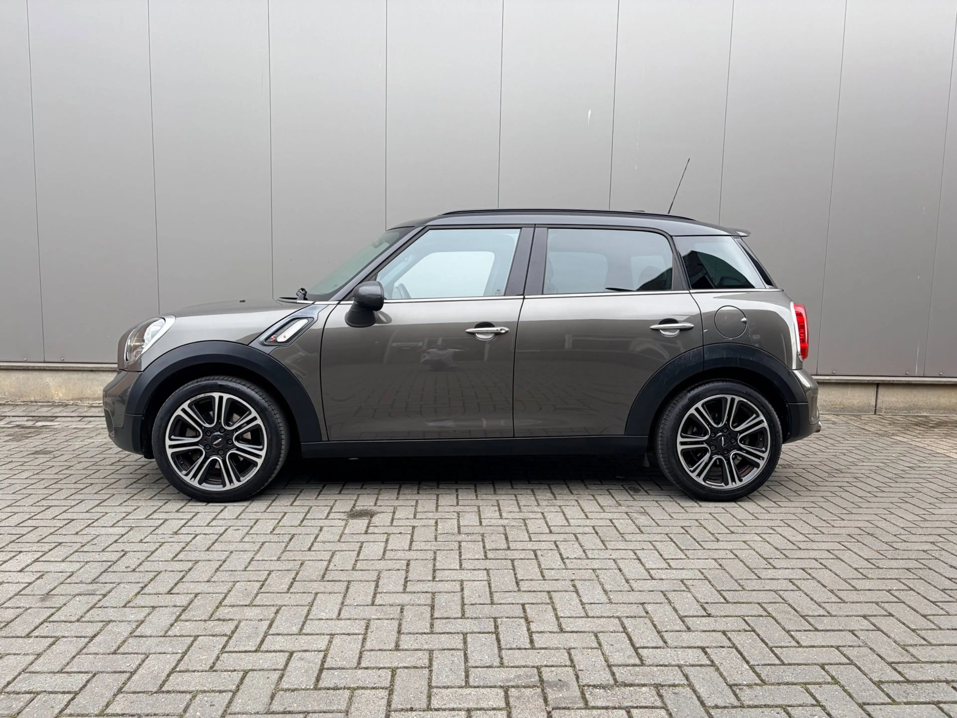 MINI Cooper S Countryman 1.6 ALL4 Chili — photo 2