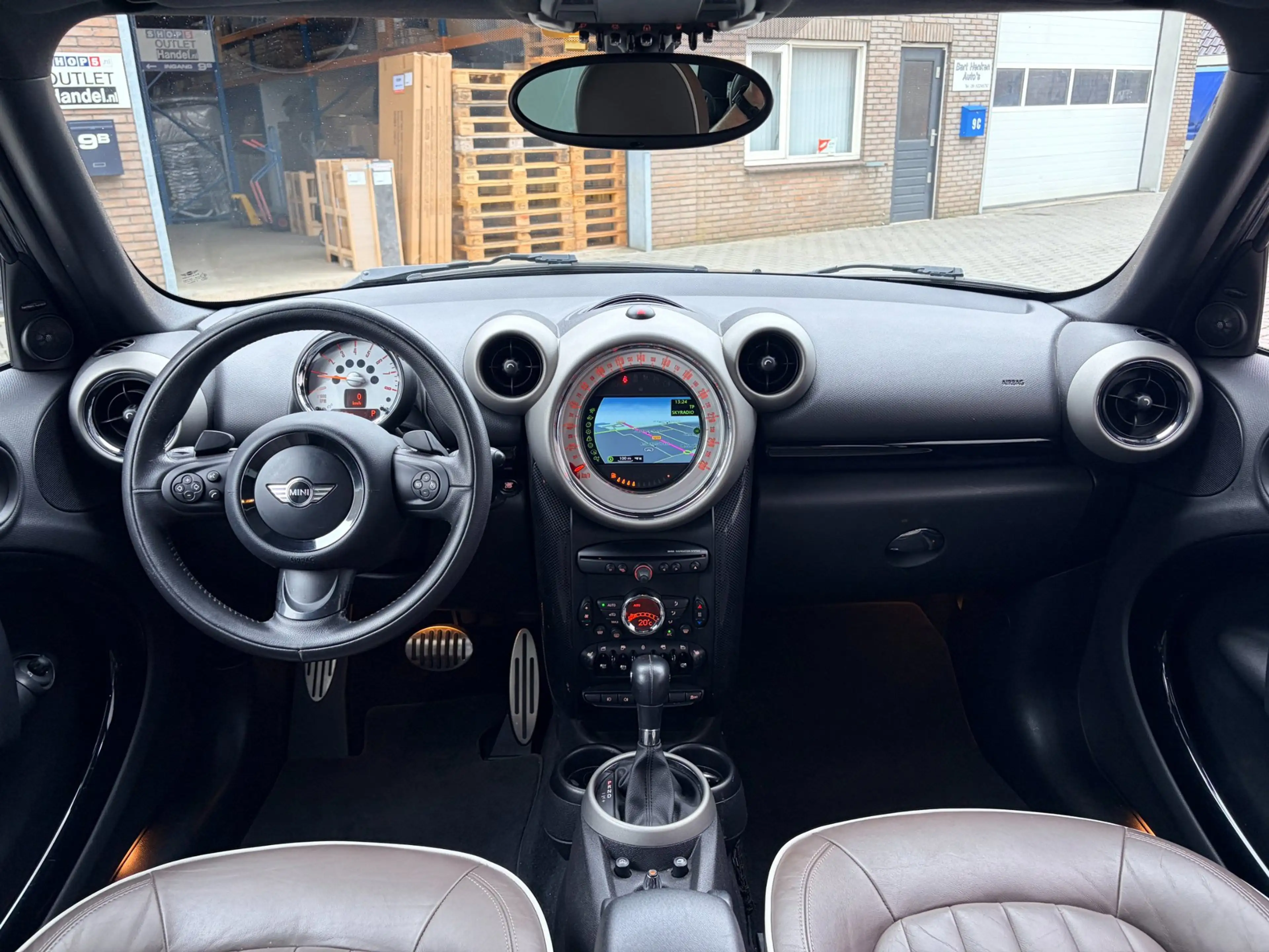 MINI Cooper S Countryman 1.6 ALL4 Chili — photo 12