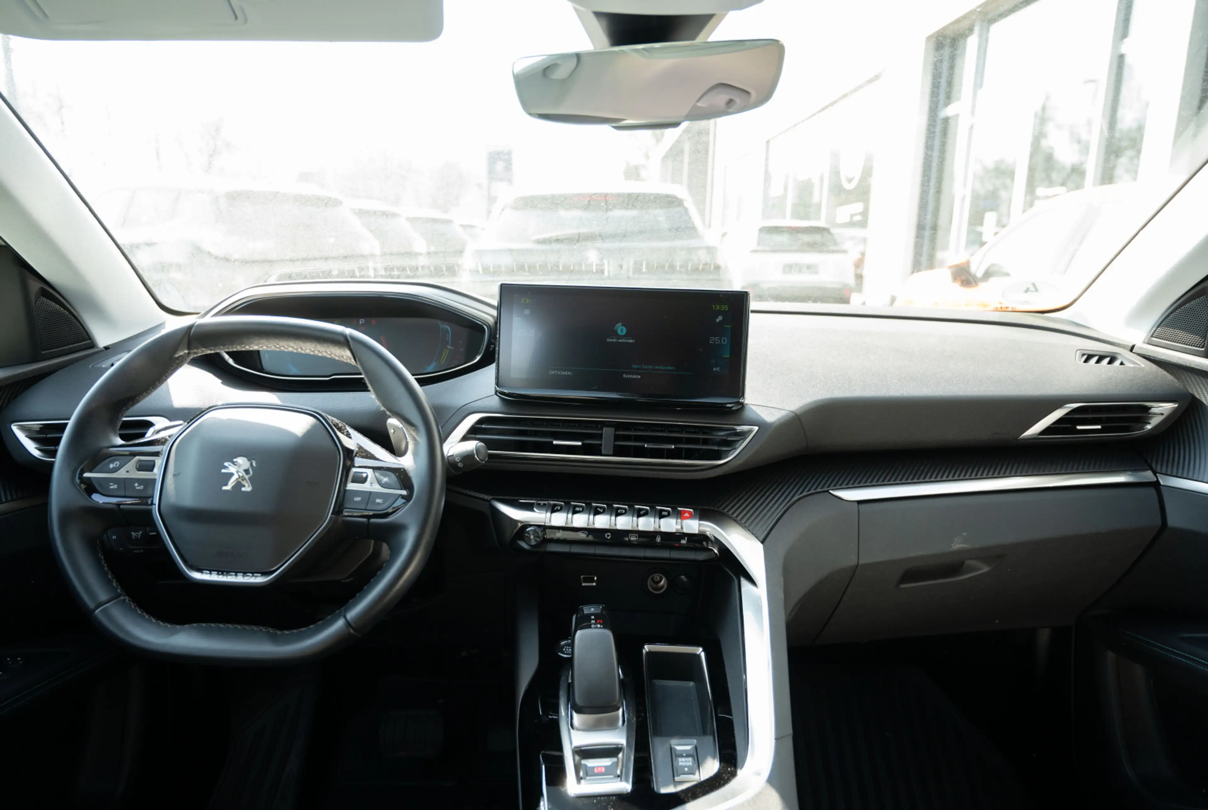 Peugeot 3008 Allure Plug-In-Hybrid 225 *NAVI*KEYLESS*PDC* — photo 5