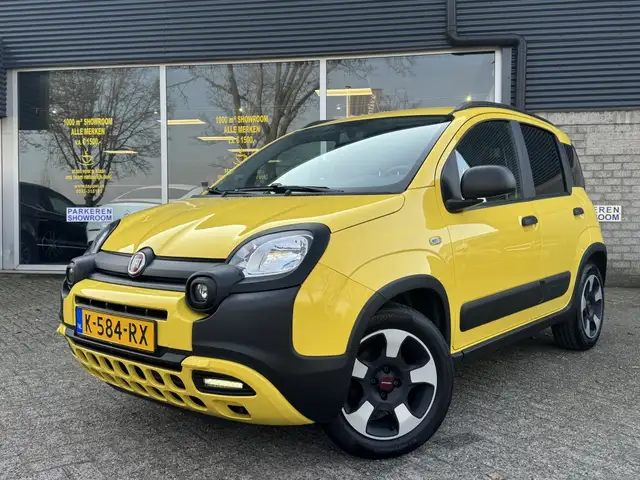 Fiat Panda 1.0 Hybr. City Cross DAB/HOGE INSTAP/NL Auto
