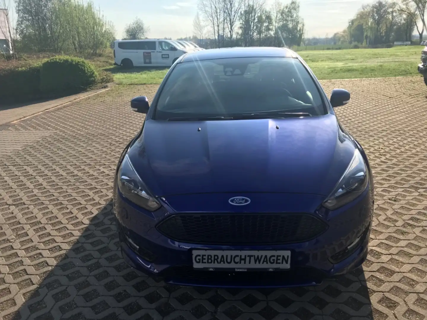 Ford Focus ST-Line+Xenon+PDC+NAV+DAB+Klimatronik+LMF+ Blau - 2
