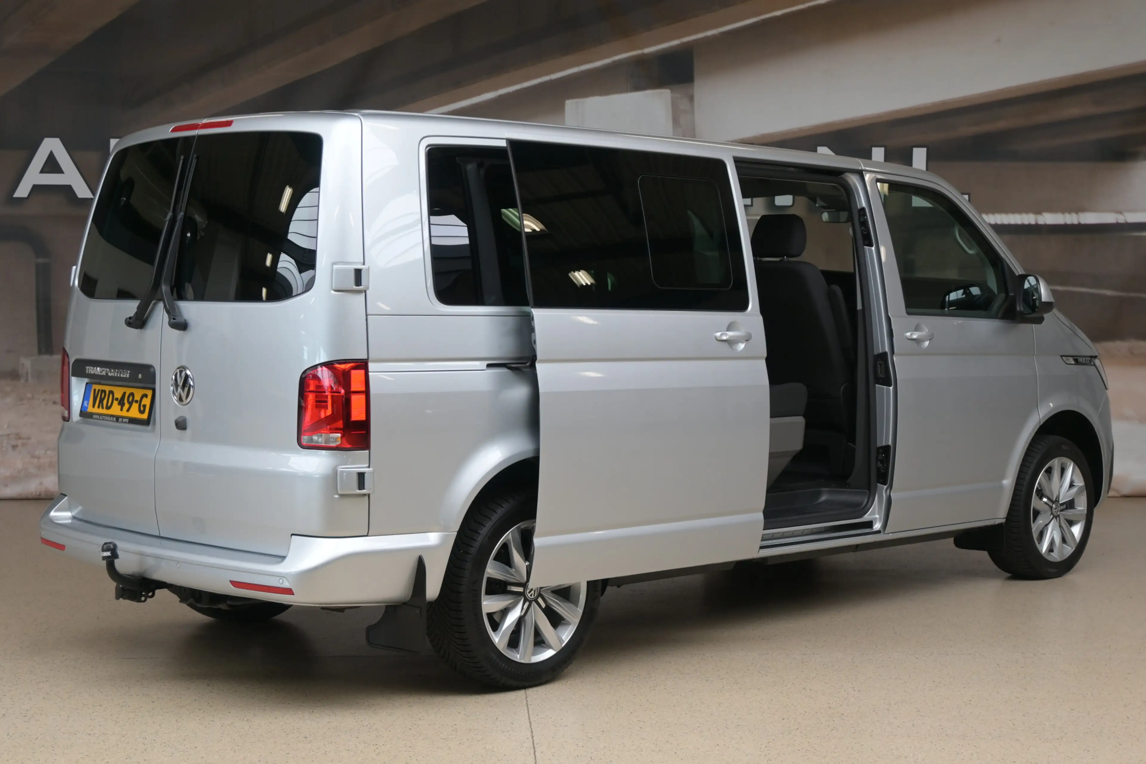 Volkswagen T6.1 Transporter 2.0 TDI 204pk L2H1 30 DC Bulli | EX. B.T.W. | LED — photo 8