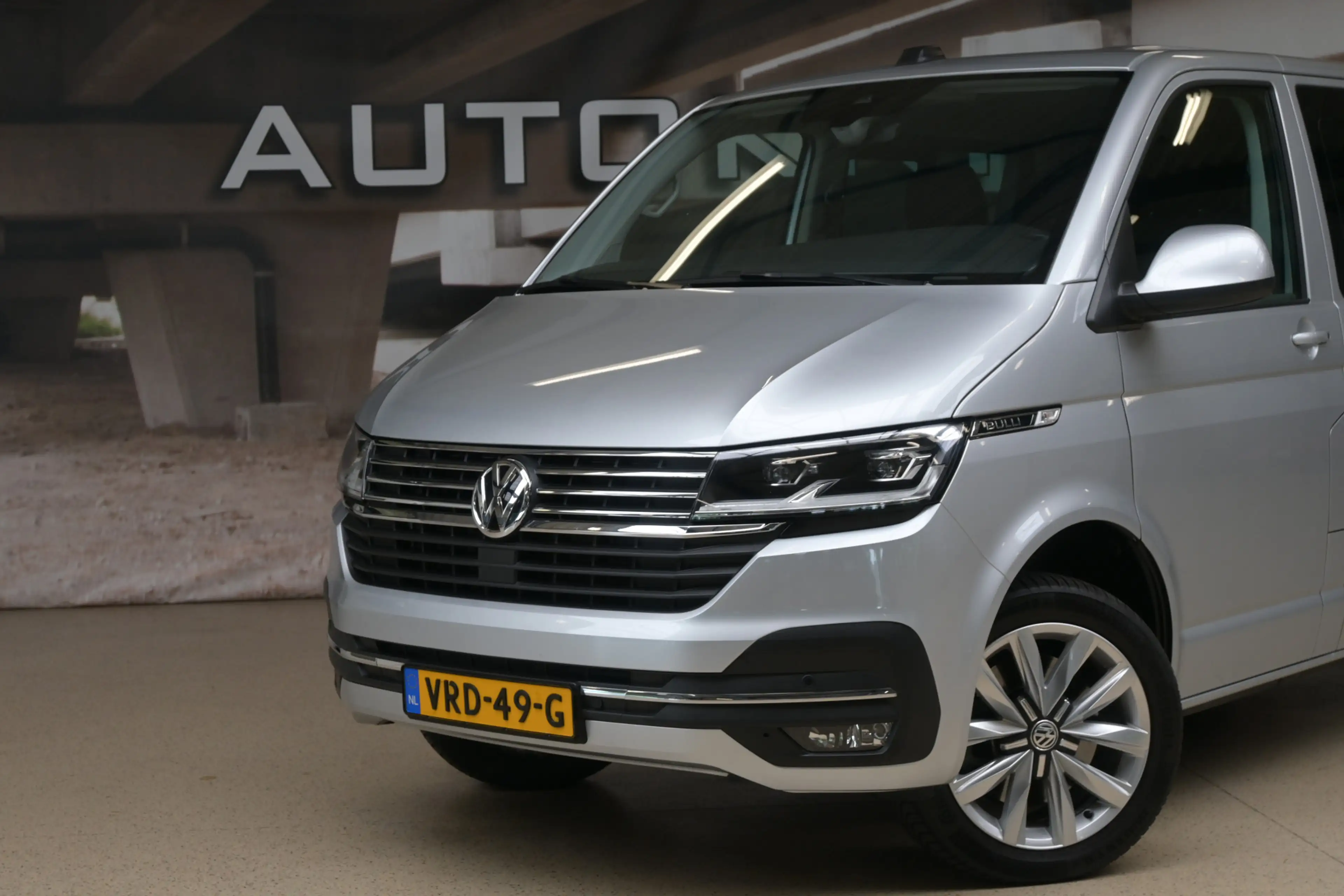 Volkswagen T6.1 Transporter 2.0 TDI 204pk L2H1 30 DC Bulli | EX. B.T.W. | LED — photo 2