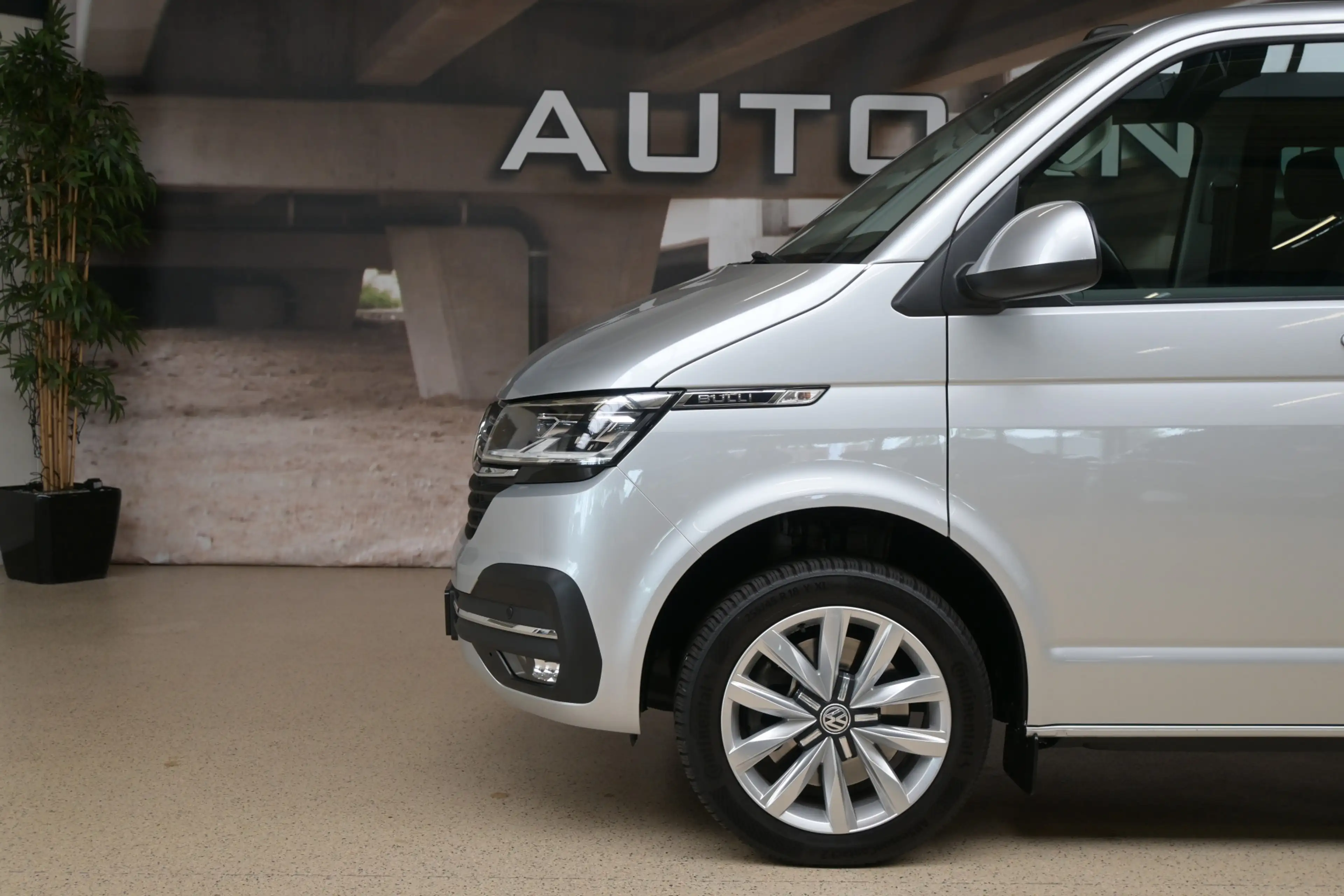 Volkswagen T6.1 Transporter 2.0 TDI 204pk L2H1 30 DC Bulli | EX. B.T.W. | LED — photo 5