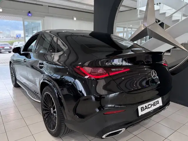 Mercedes-Benz GLC 300 Coupe 4Matic AMG LINE Panorama, T... Ansicht 4