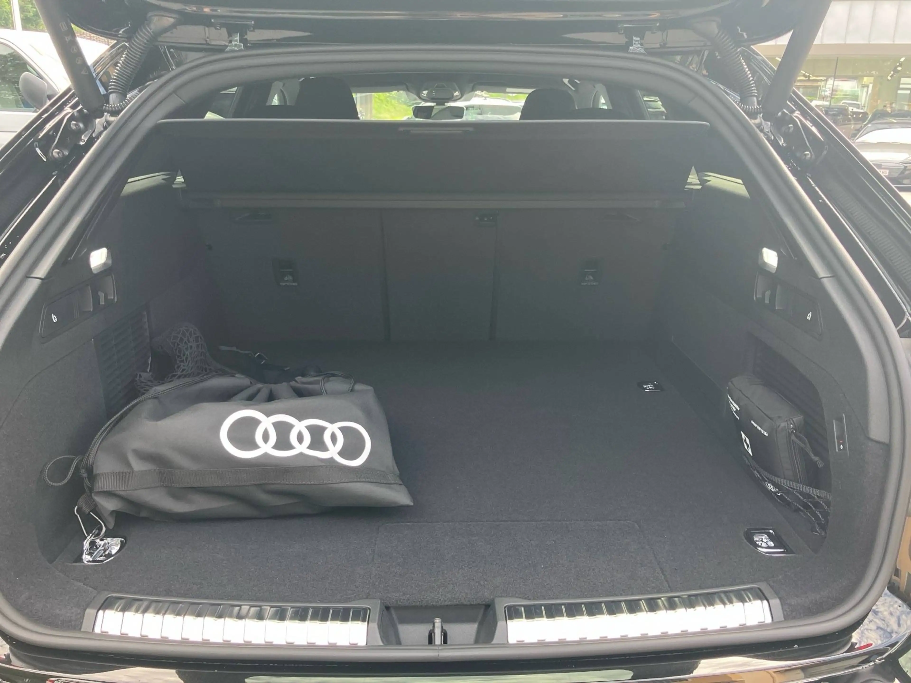 Audi A5 TFSI e-hybrid quattro 220 kW — photo 9
