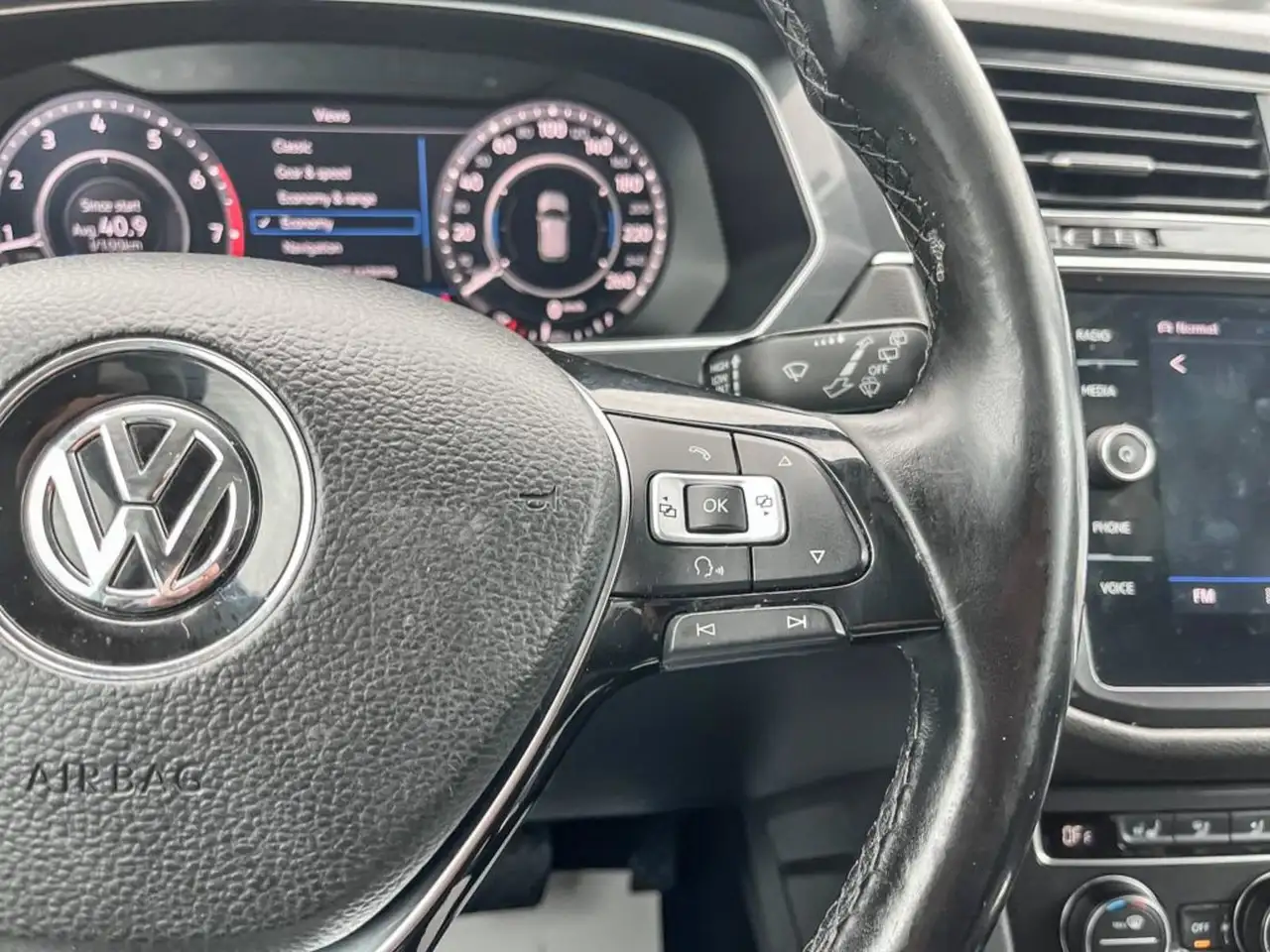 Volkswagen Tiguan снимка Volkswagen Tiguan