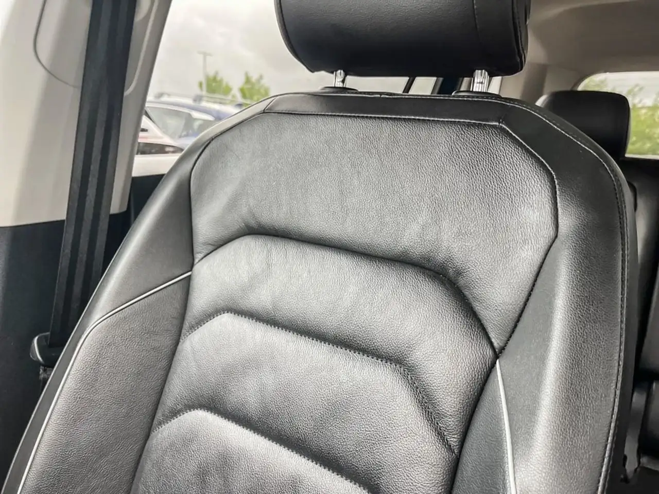 Volkswagen Tiguan снимка Volkswagen Tiguan