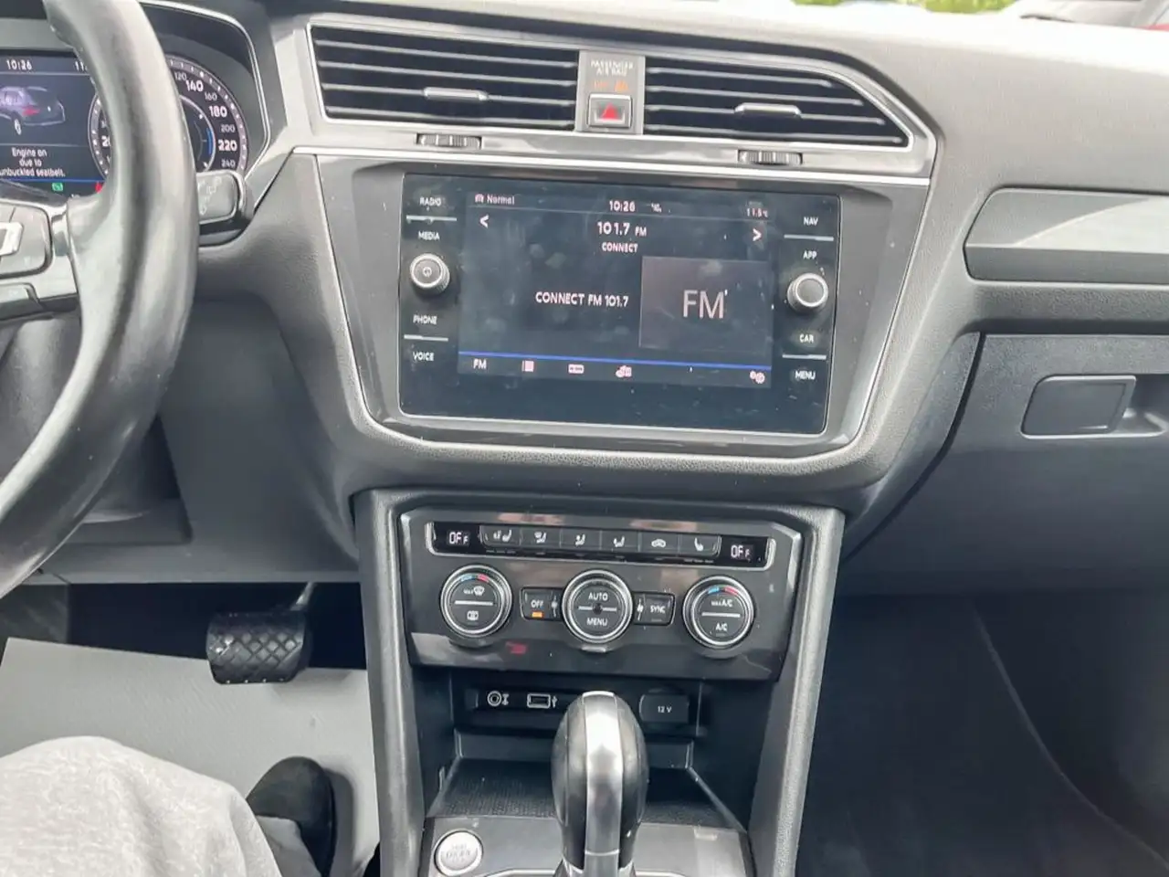 Volkswagen Tiguan снимка Volkswagen Tiguan