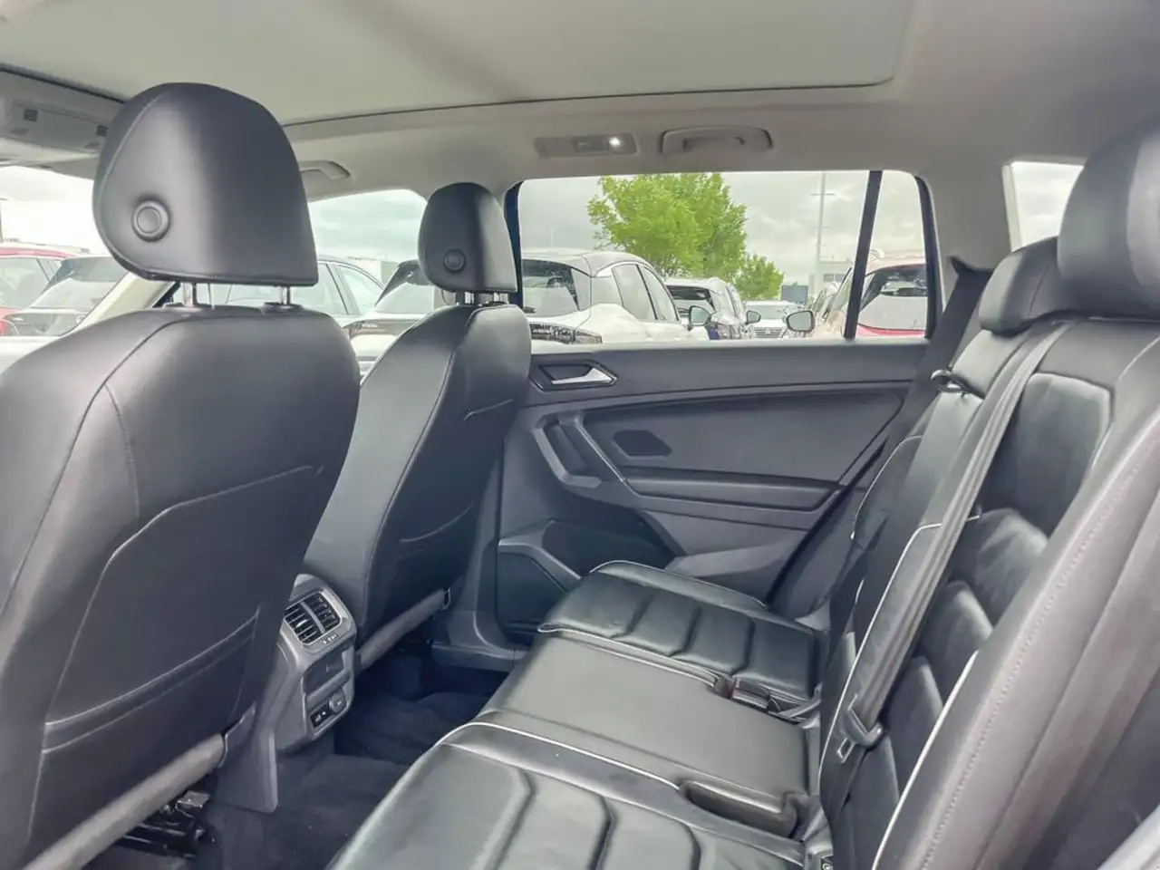 Volkswagen Tiguan снимка Volkswagen Tiguan