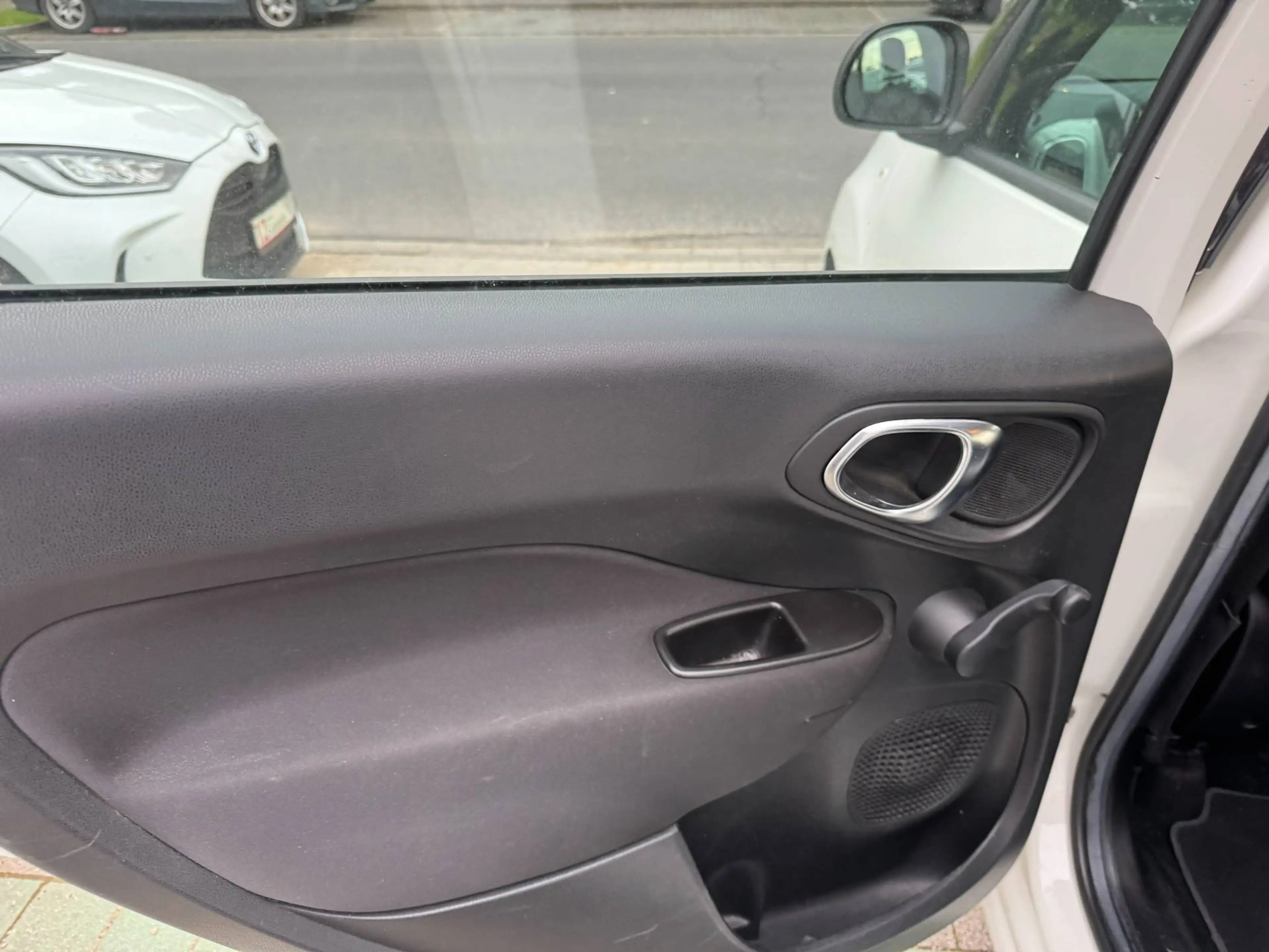 Fiat 500L Pop Star — photo 18