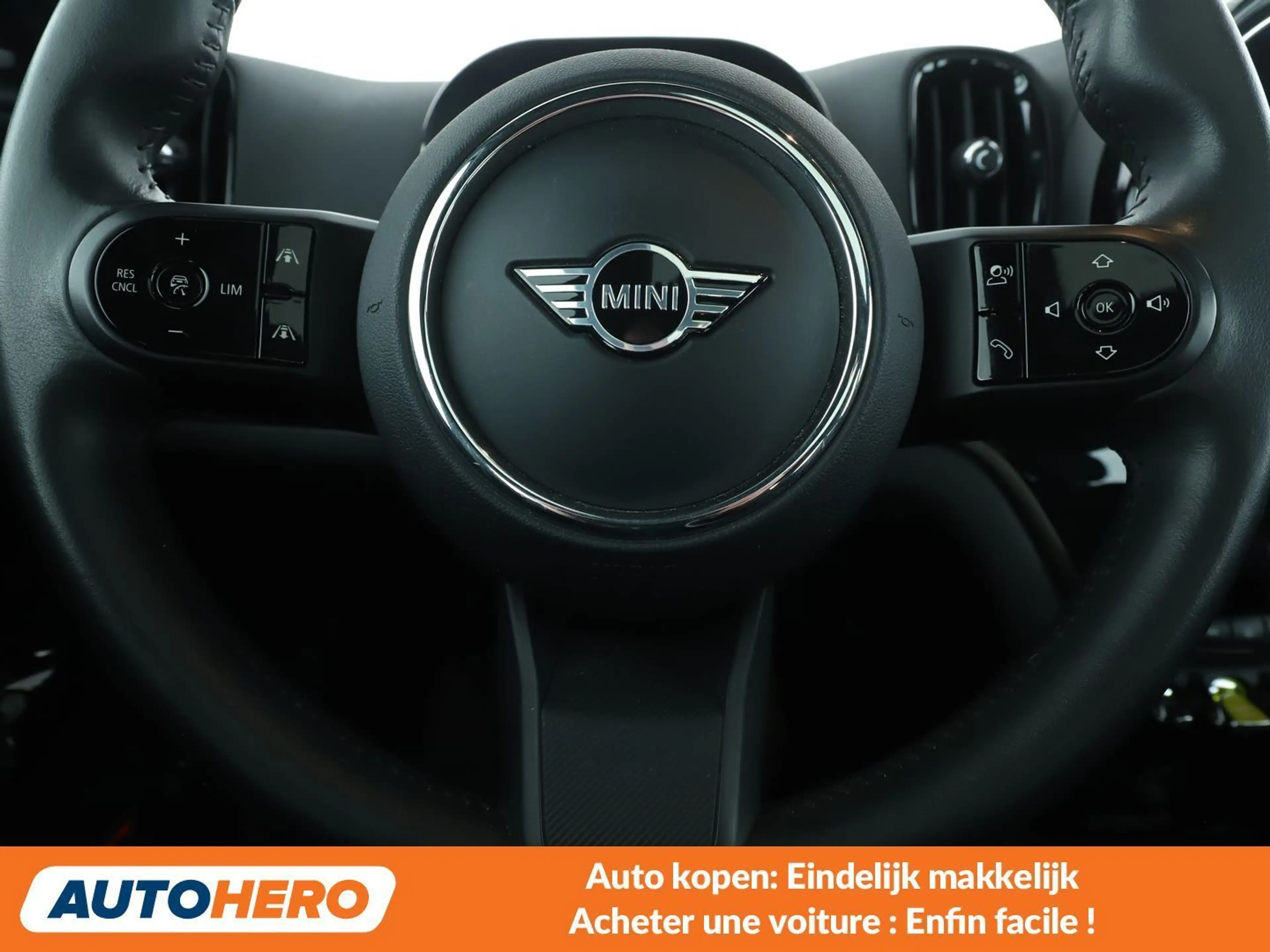 MINI Cooper SE Countryman Cooper SE ALL4 Untamed Edition — photo 5