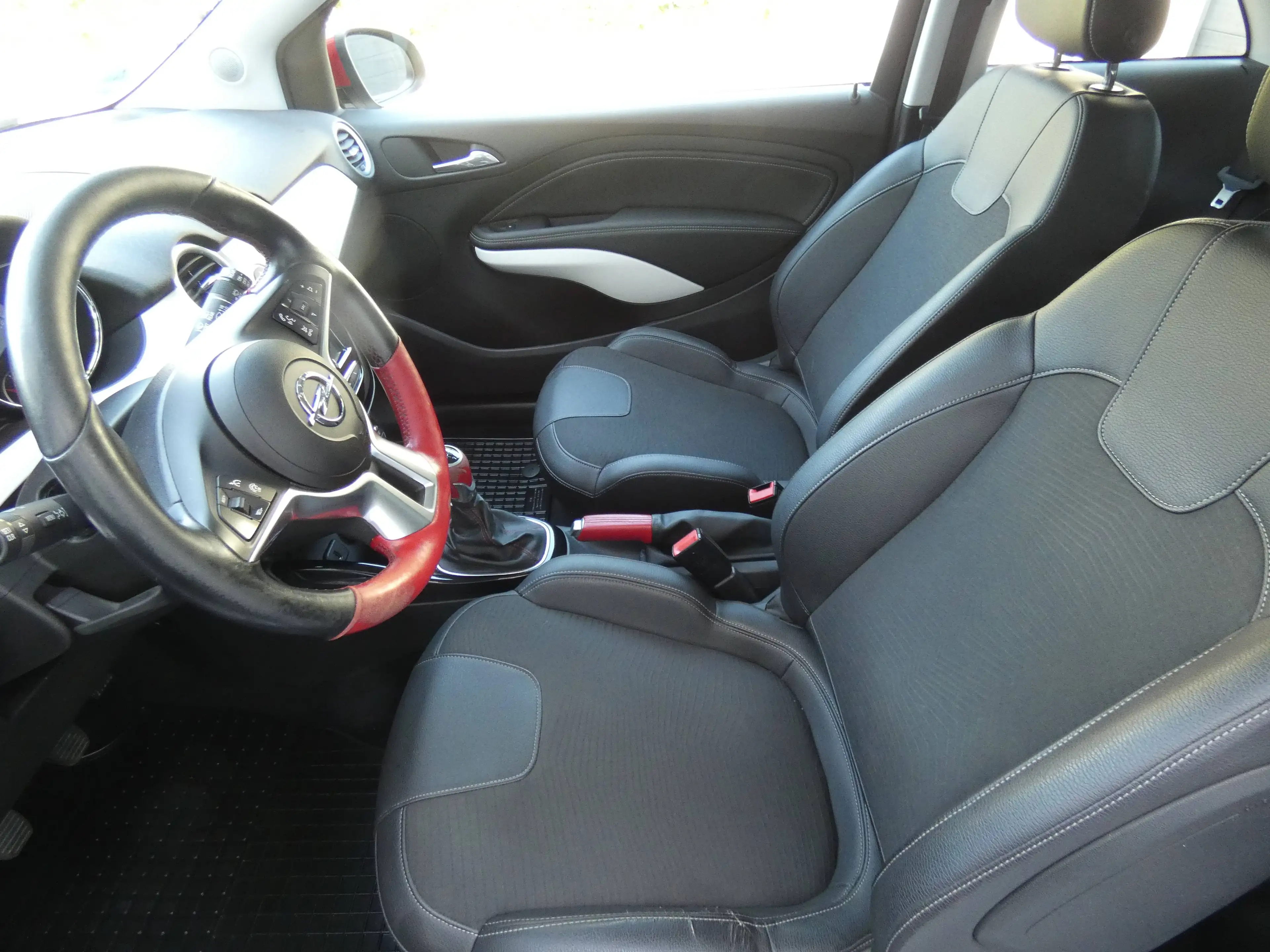 Opel Adam Unlimited ecoFlex — photo 10