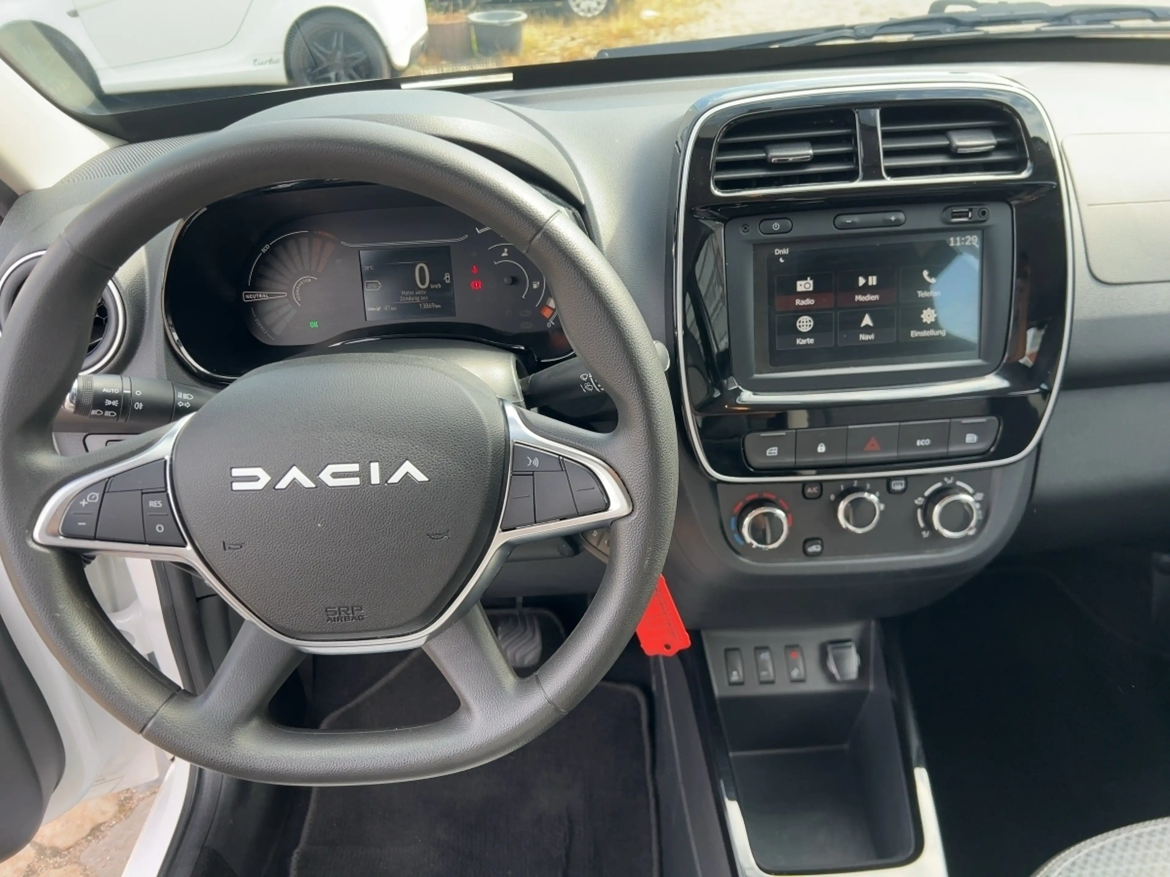Dacia Spring Essential 45 — photo 12
