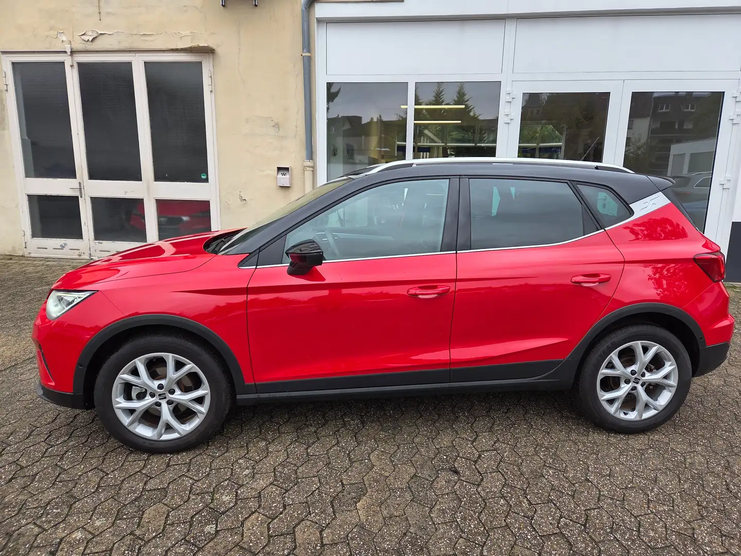 SEAT Arona FR 1.0 DSG LED ACC KAMERA VIRTUAL Rot - 2