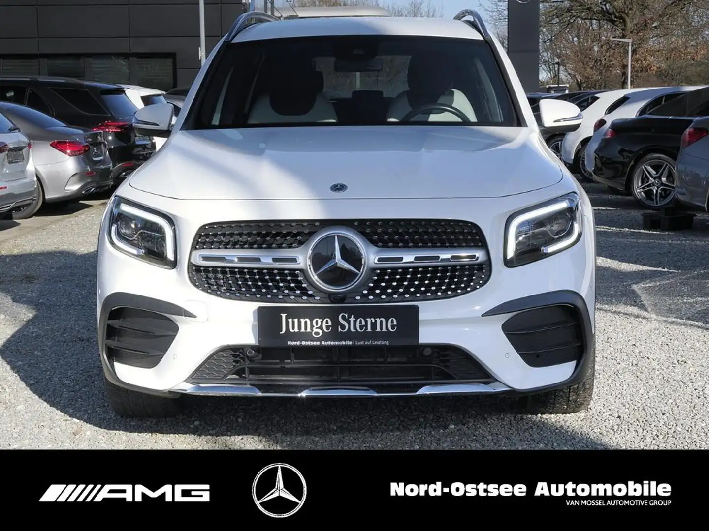 Mercedes-Benz GLB 250 4M AMG Navi Kamera Tempo Sitzhzg Spur Blanc - 2