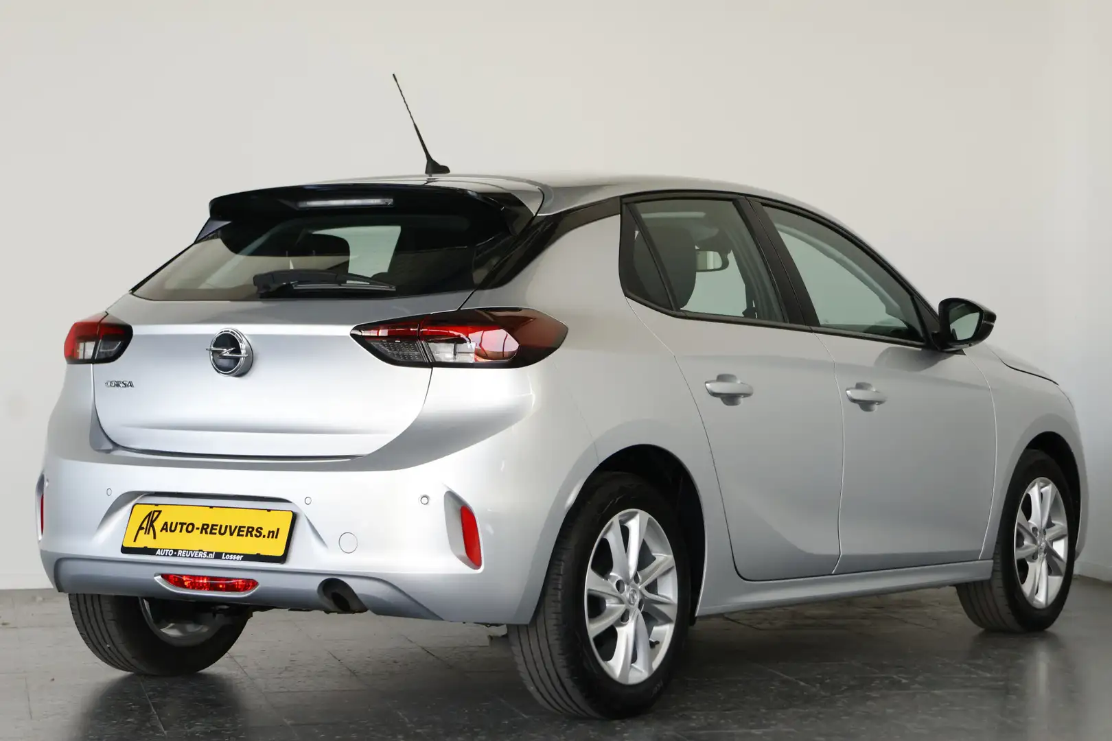 Opel Corsa 1.2 Edition / LED / Navi / CarPlay / Cruisecontrol Silber - 2
