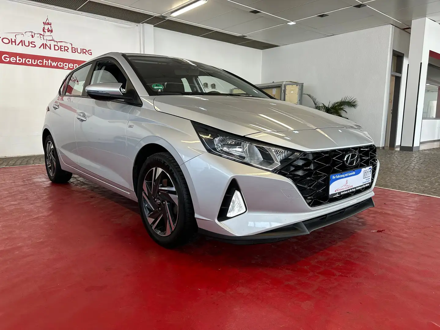 Hyundai i20 Trend Mild-Hybrid *1. Hd + DAB + AppleCarPlay* Silber - 1