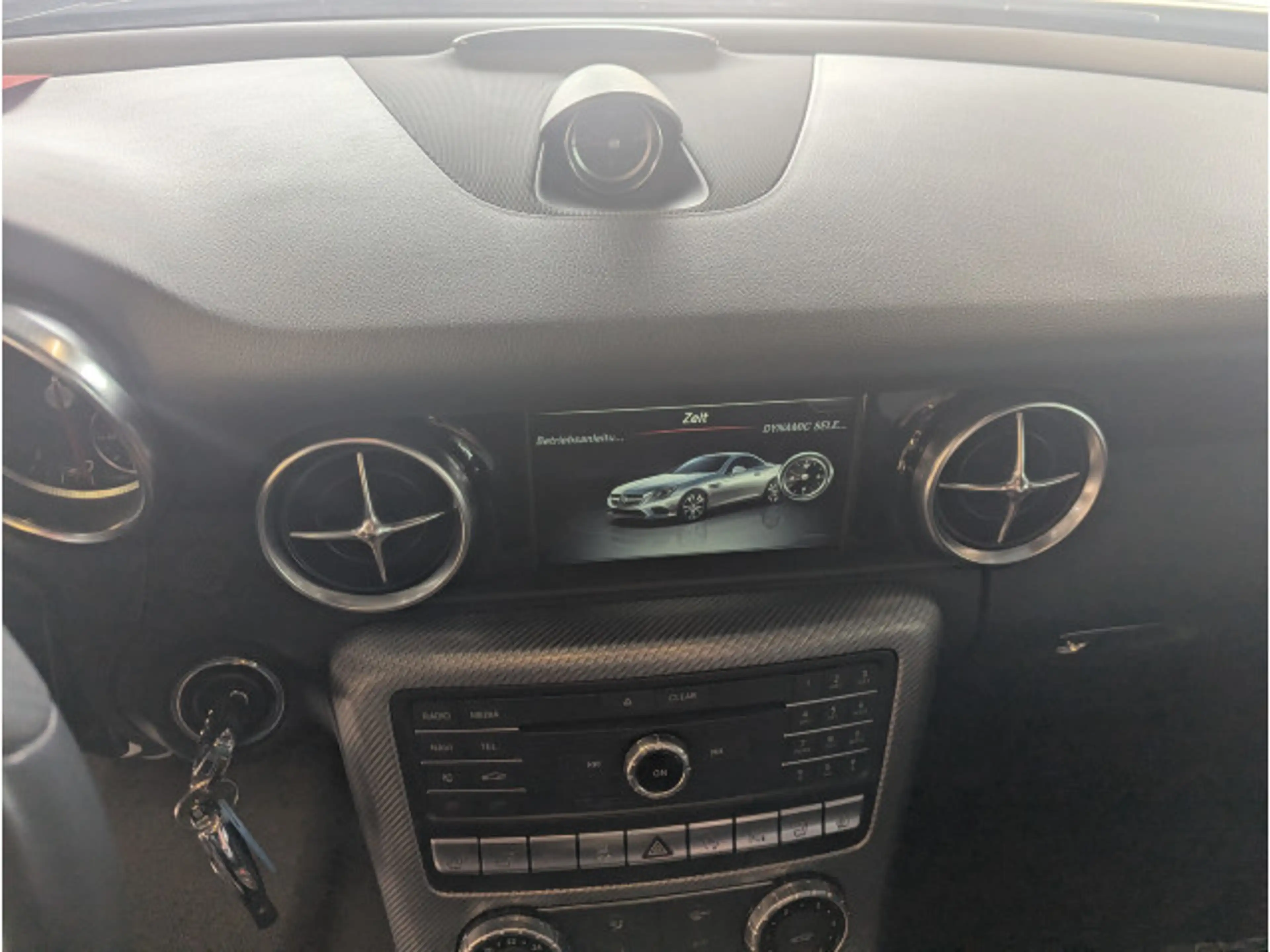 Mercedes-Benz SLC 200 SLC Roadster SLC 200 AMG Line, Red Editi — photo 15