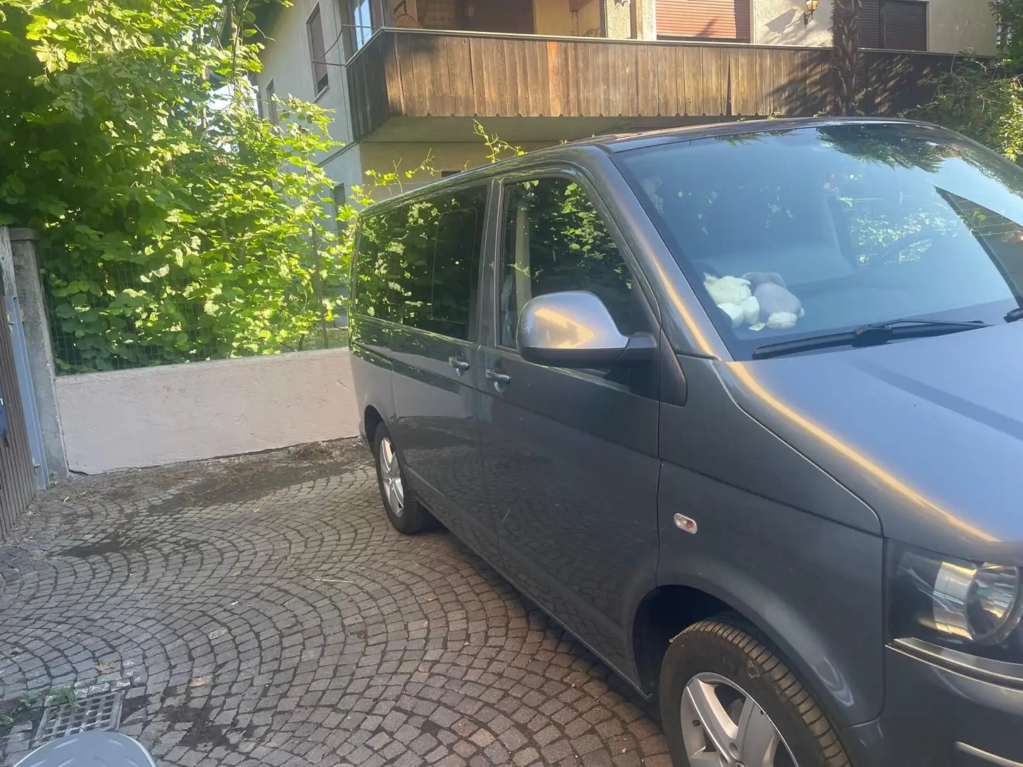 Volkswagen T5 Multivan 2.0 tdi Highline 140cv Grigio - 2