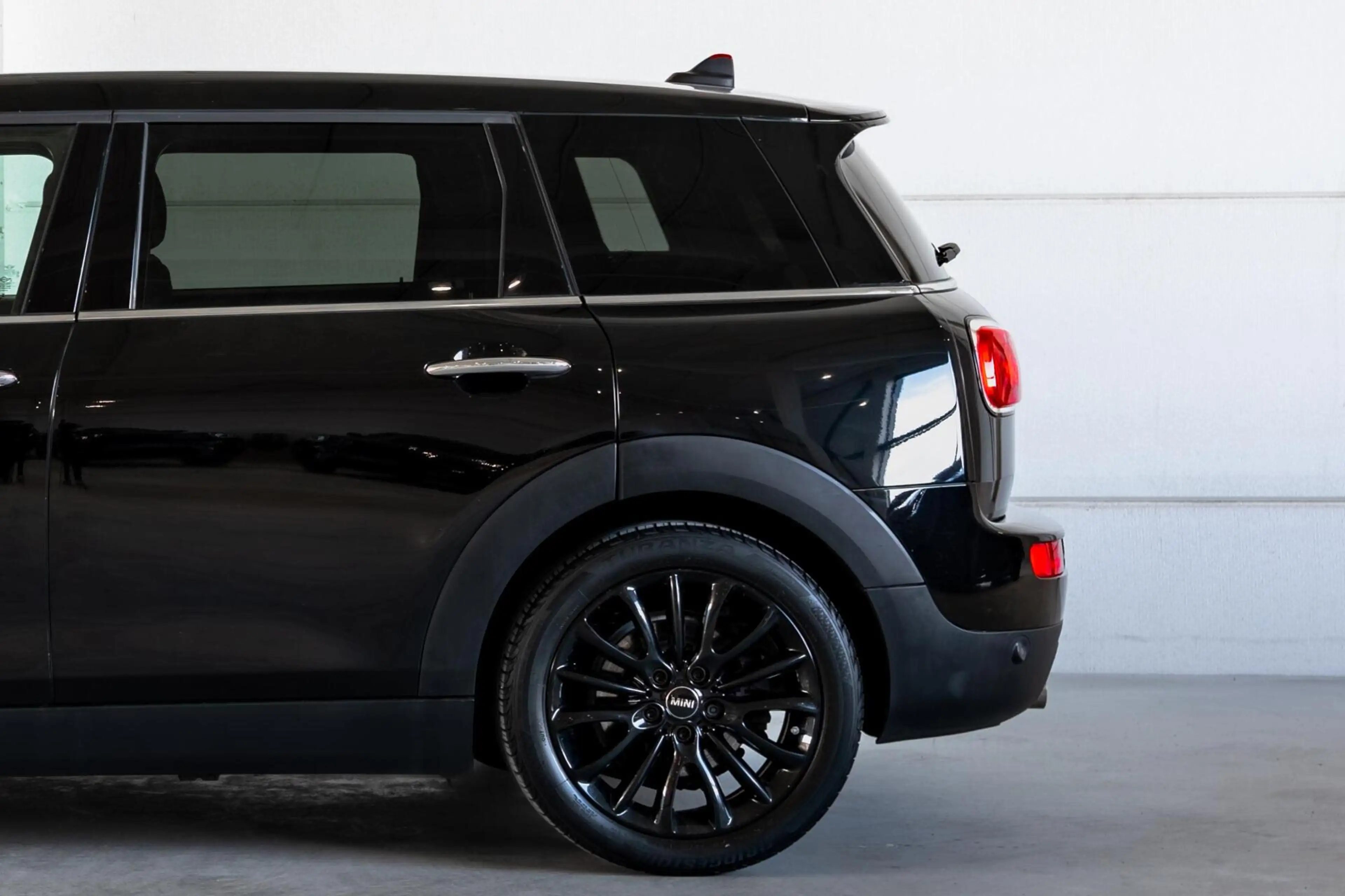 MINI One Clubman Business / Climate / Sportstoelen / PDC Achter — photo 5