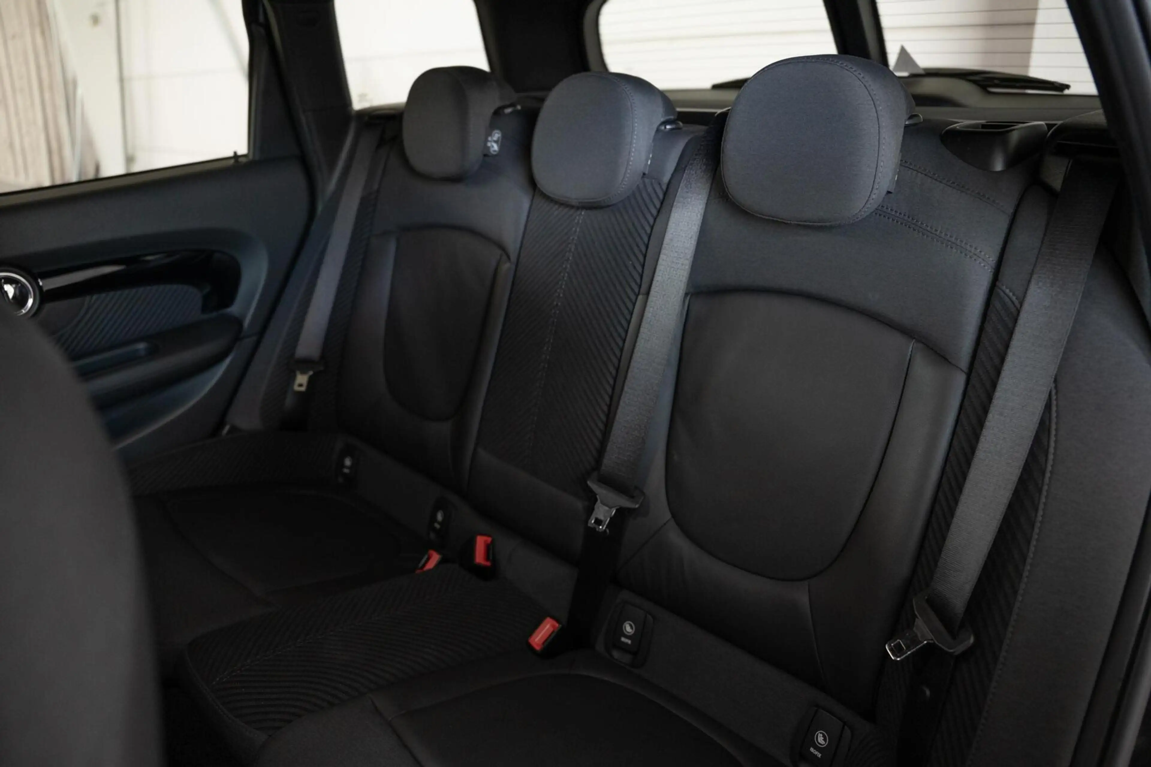 MINI One Clubman Business / Climate / Sportstoelen / PDC Achter — photo 15