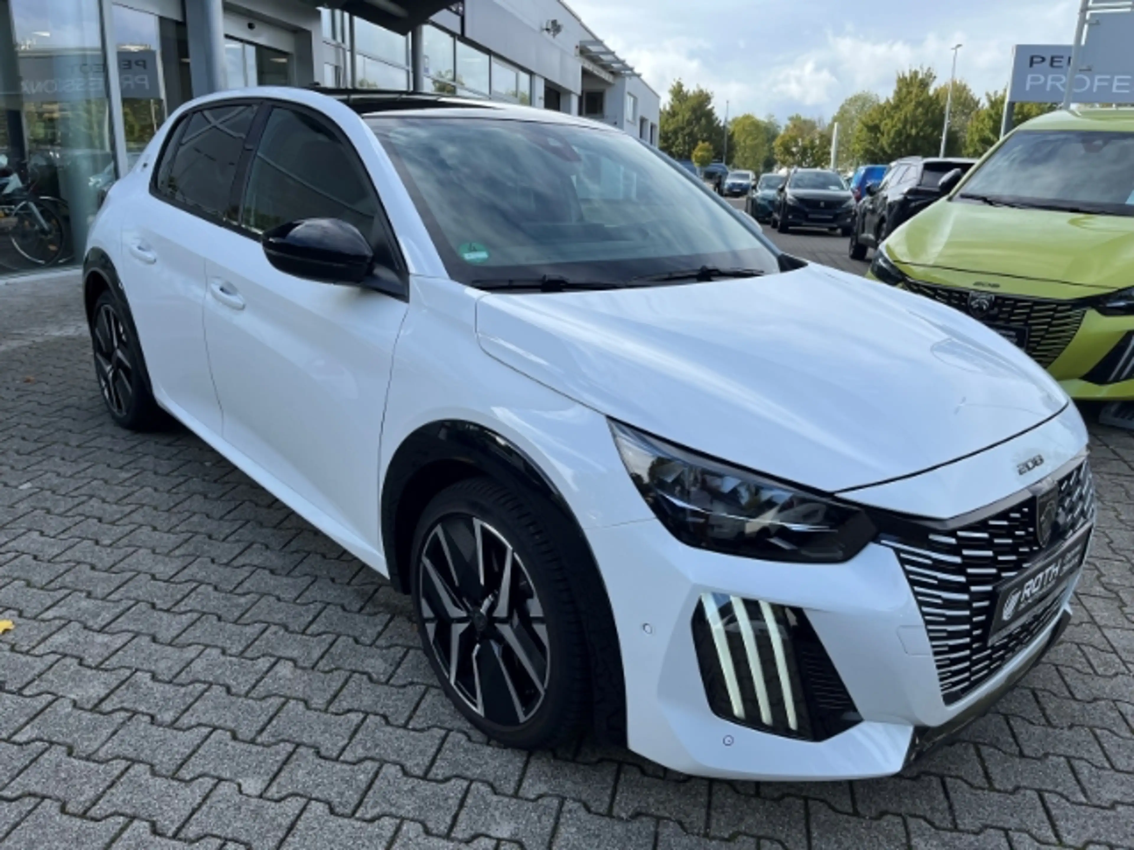 Peugeot 208 GT Navi Klima Kamera LED LM-felgen — photo 3