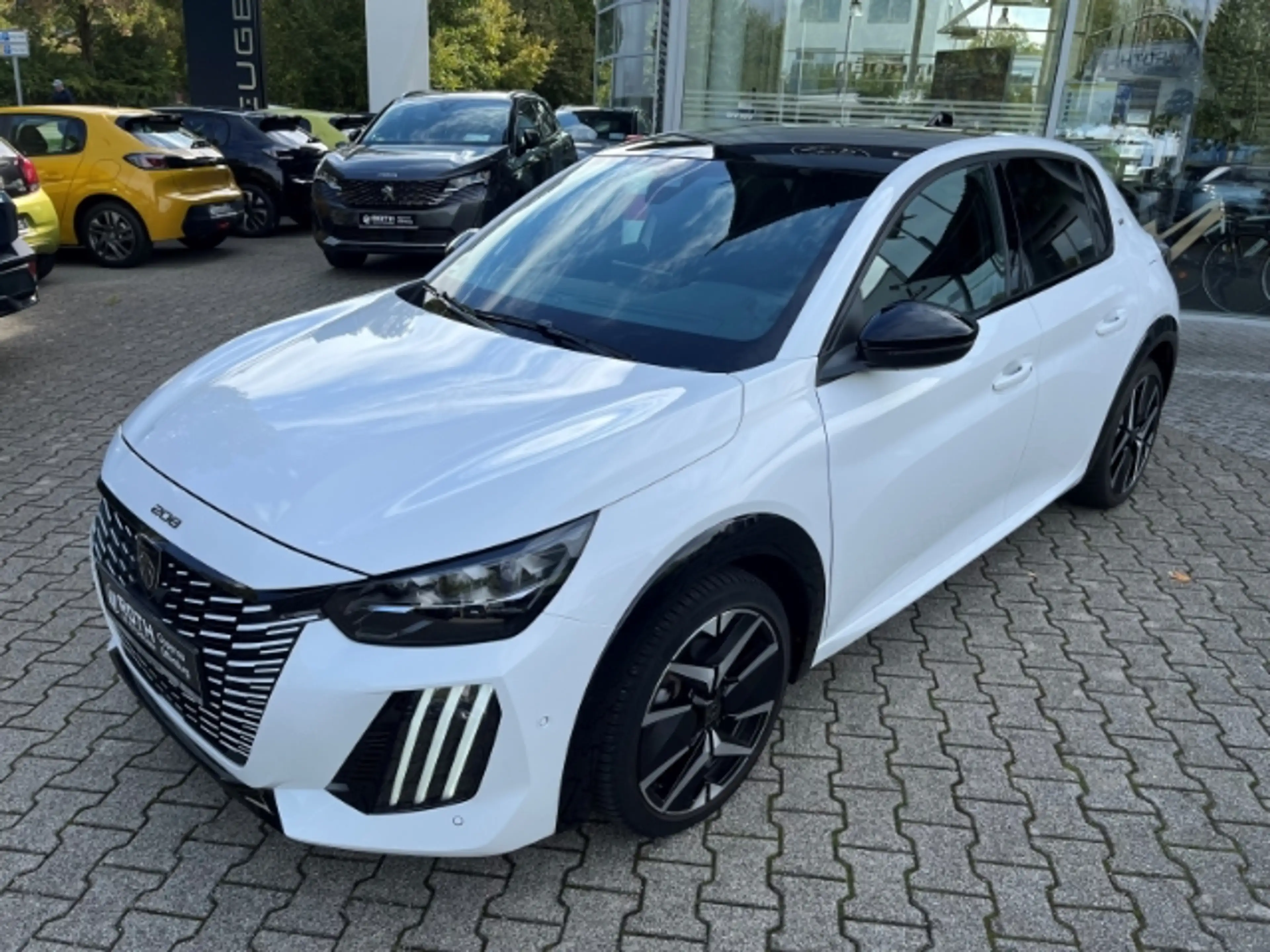 Peugeot 208 GT Navi Klima Kamera LED LM-felgen