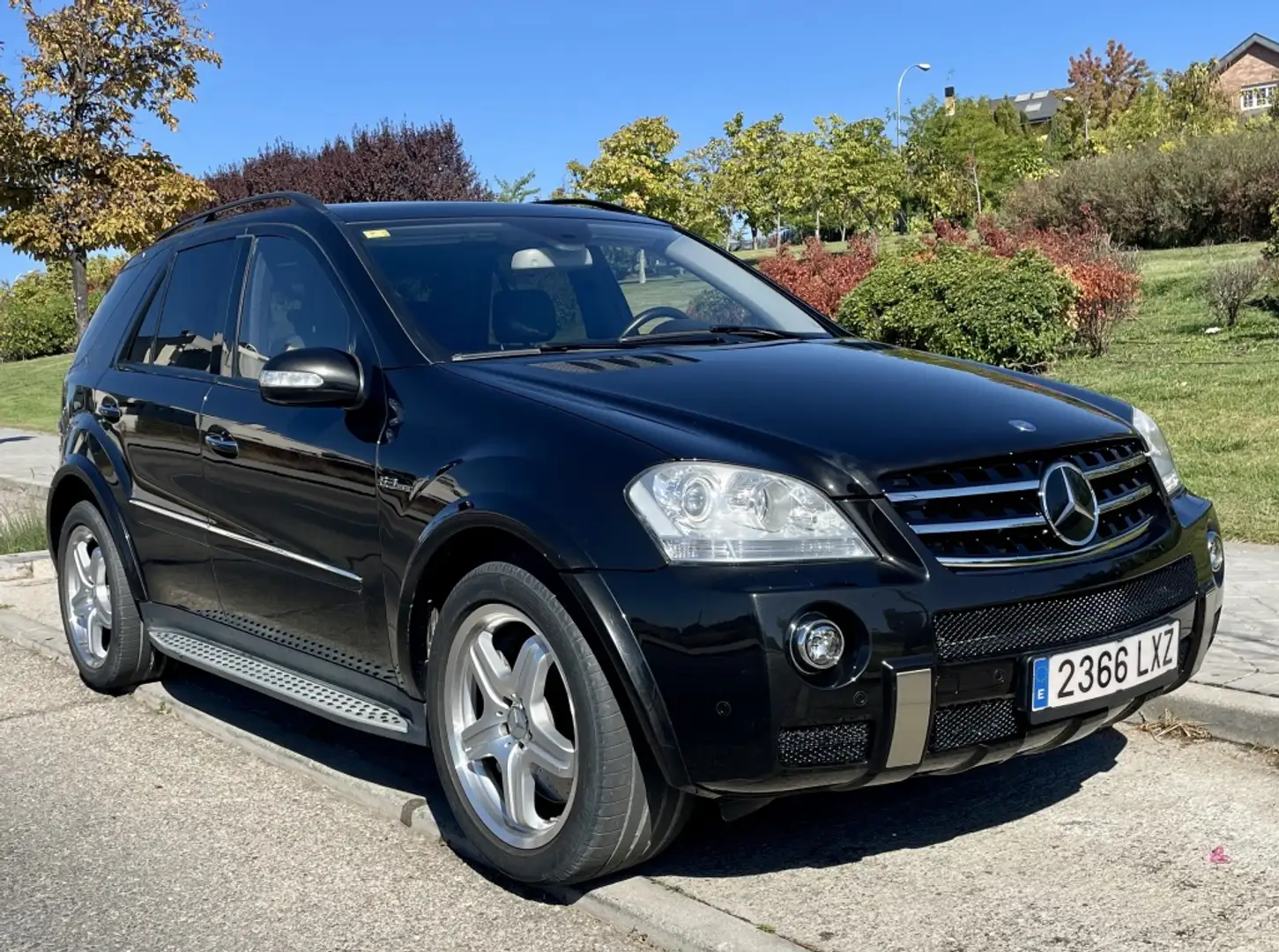 Mercedes-Benz ML 63 AMG 4M Aut. Noir - 2