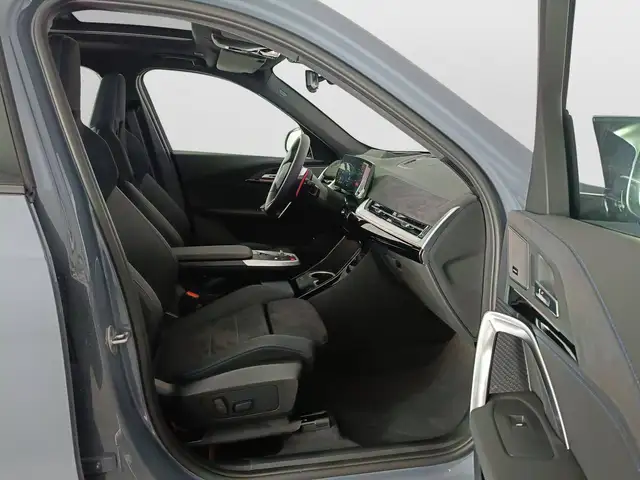 BMW X1 view 11
