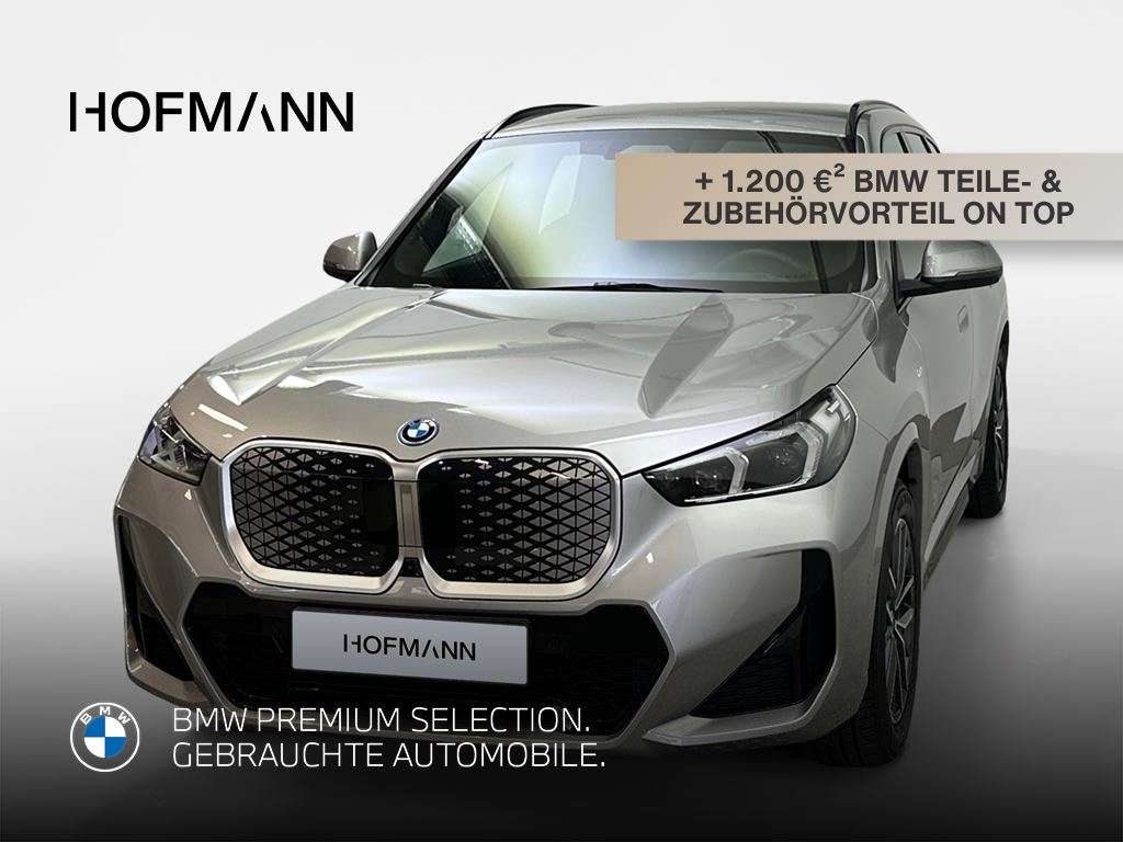 BMW iX1