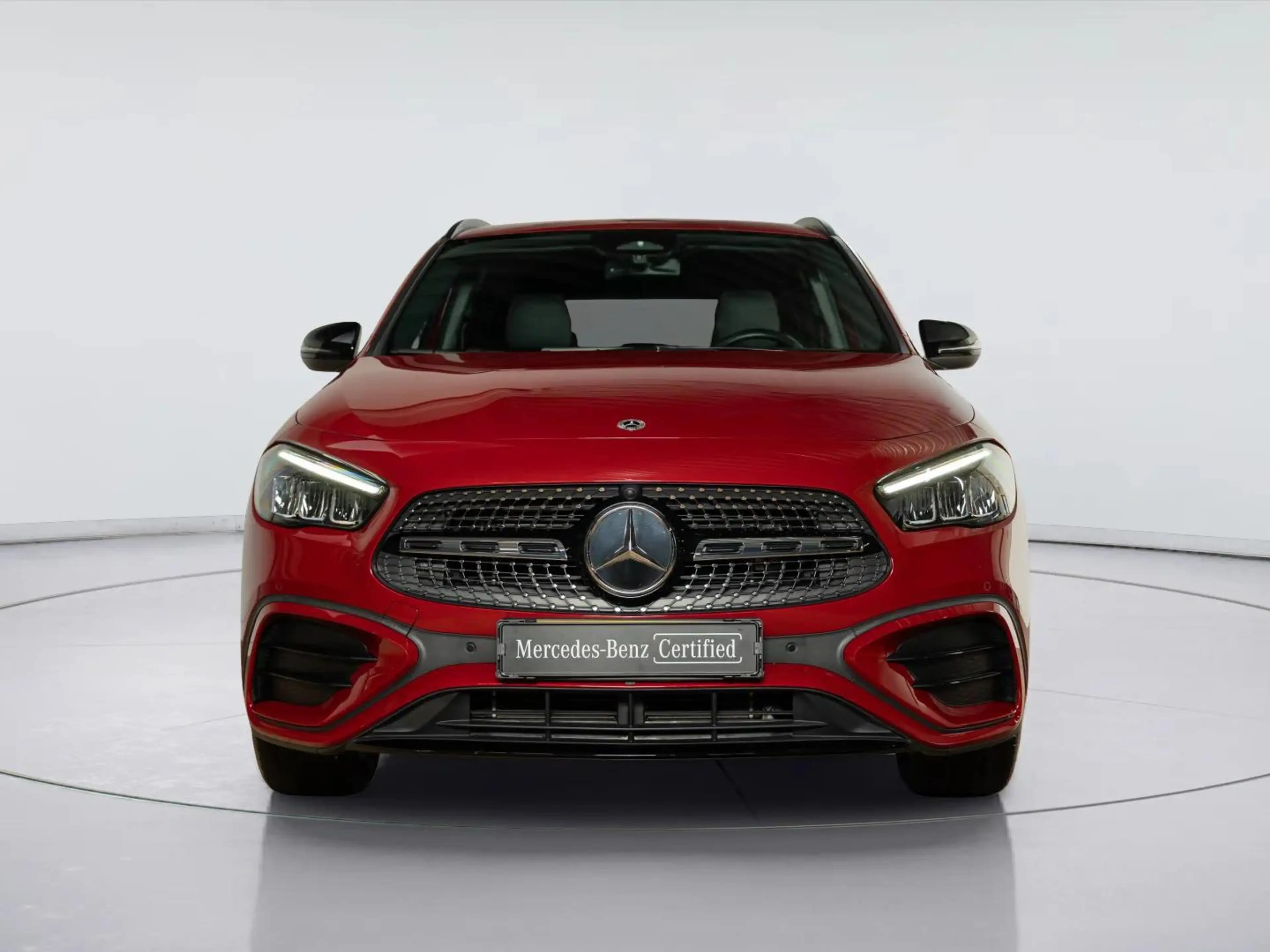 Mercedes-Benz GLA 250 e AMG Line — photo 5