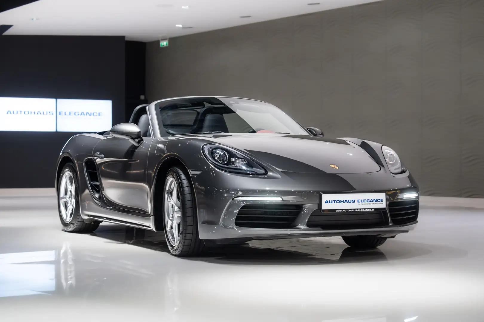Porsche Boxster 718*SPORTSITZE*PDK*BI-XENON*1.HAND*HIFI* Grau - 2