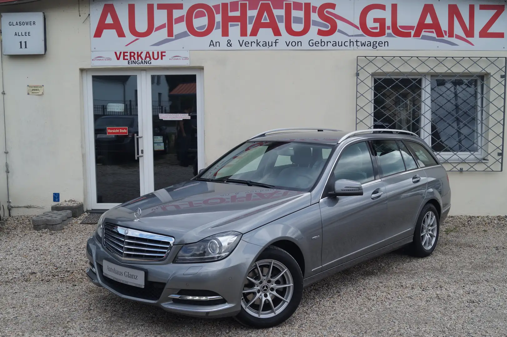 Mercedes-Benz C 180 C 180 T CGI BlueEfficiency H&K Grau - 1