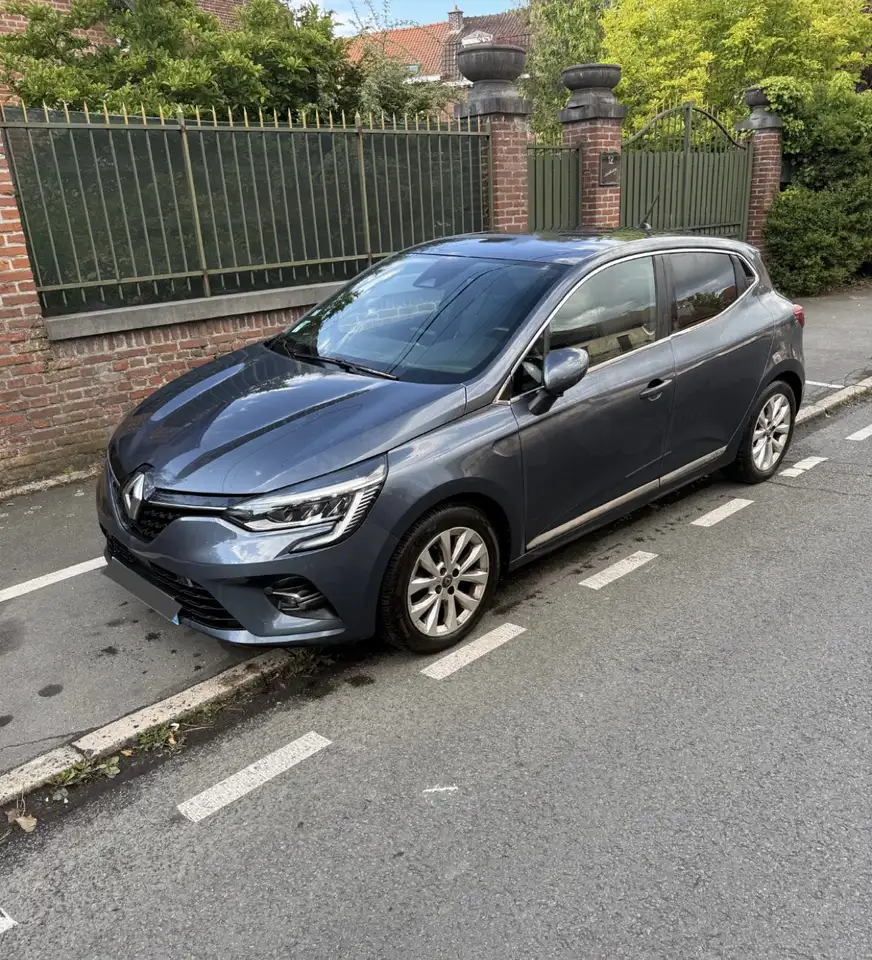 Renault Clio TCe 100 Intens