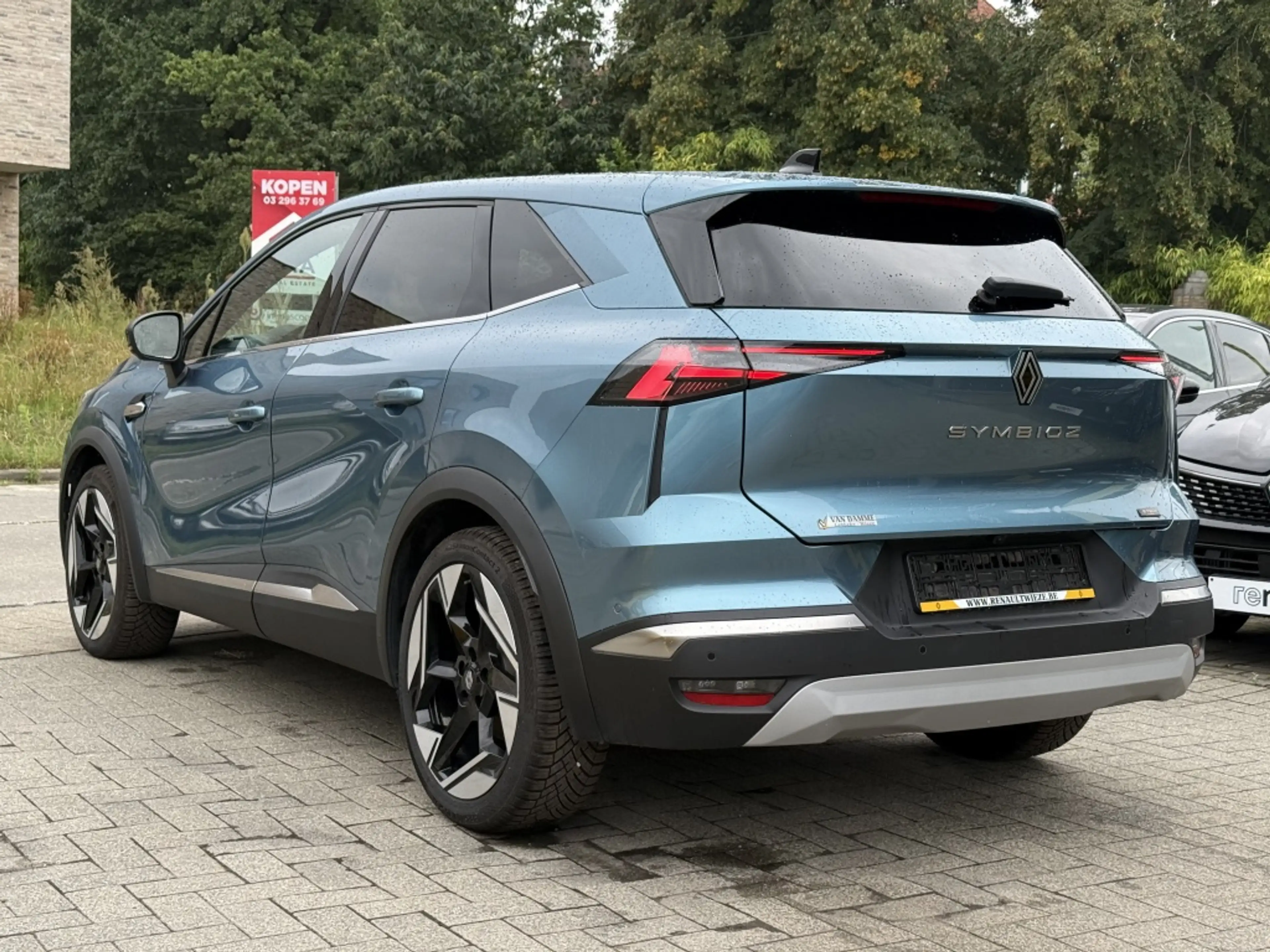 Renault Symbioz 145 E-Tech Full Hybrid Iconic — photo 2