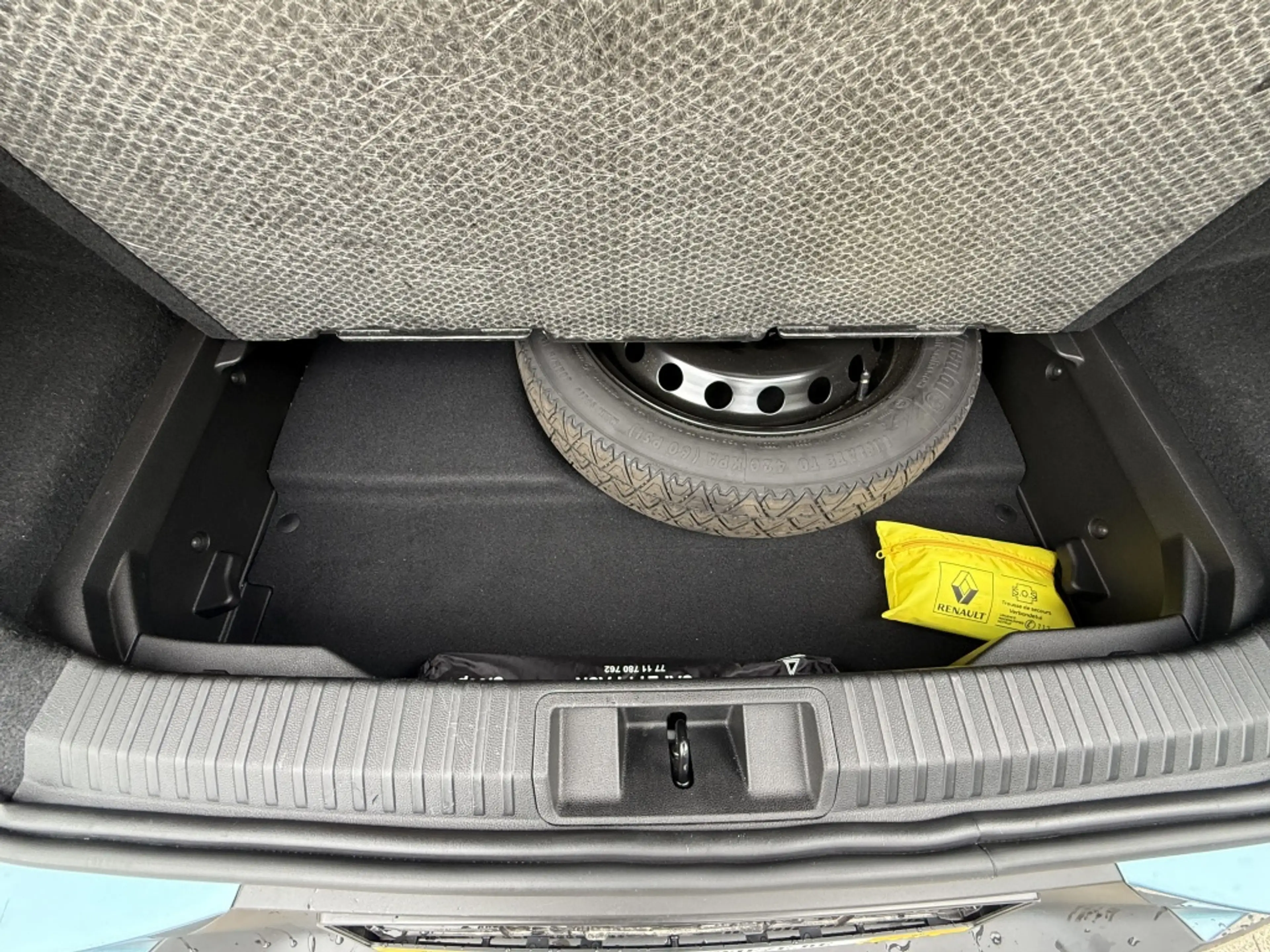 Renault Symbioz 145 E-Tech Full Hybrid Iconic — photo 7