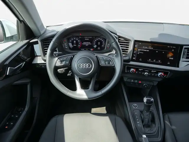 Audi A1 view 8