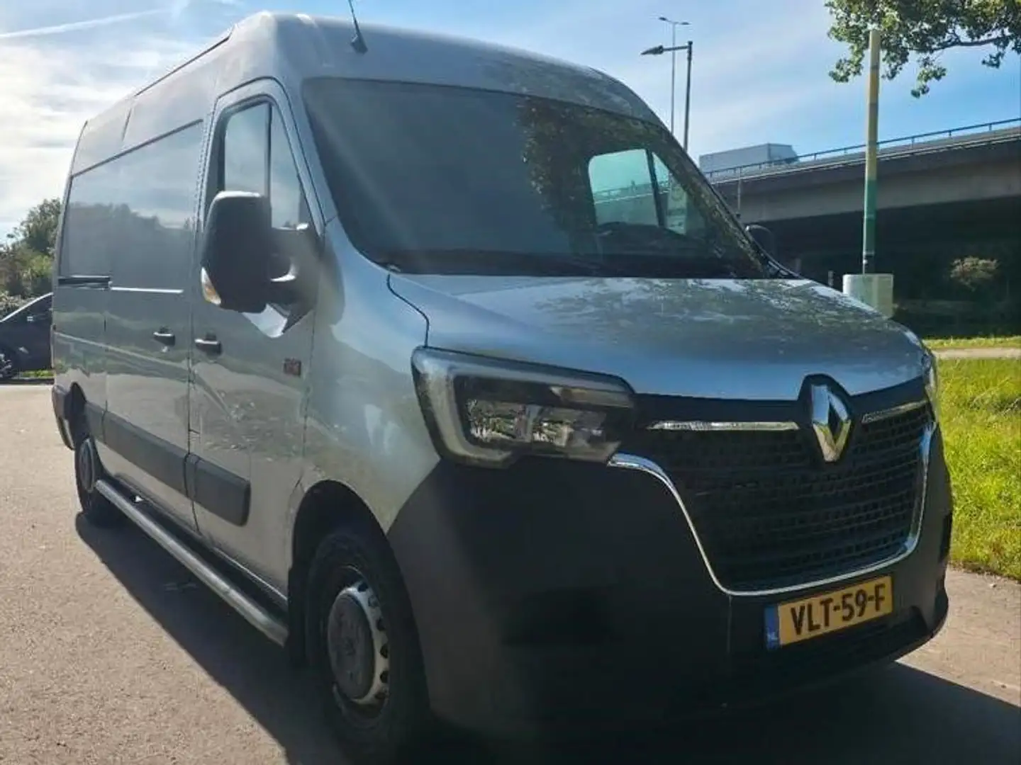 Renault Master T35 2.3dCi L2H3 Com. Incl.BTW Grijs - 2