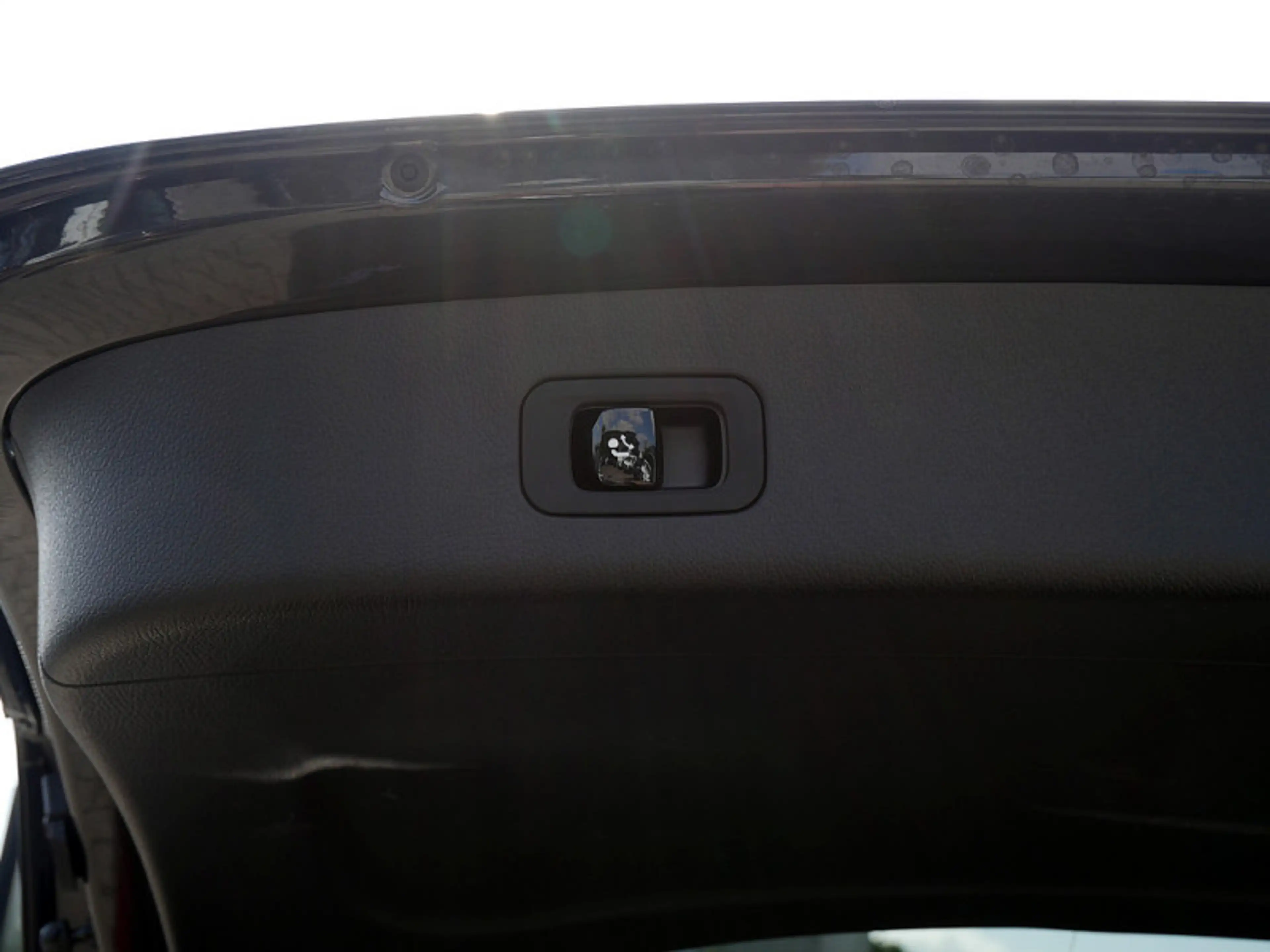 Mercedes-Benz GLC 200 d 4MATIC AMG NIGHT MEMO 360 AHK DISTR — photo 11