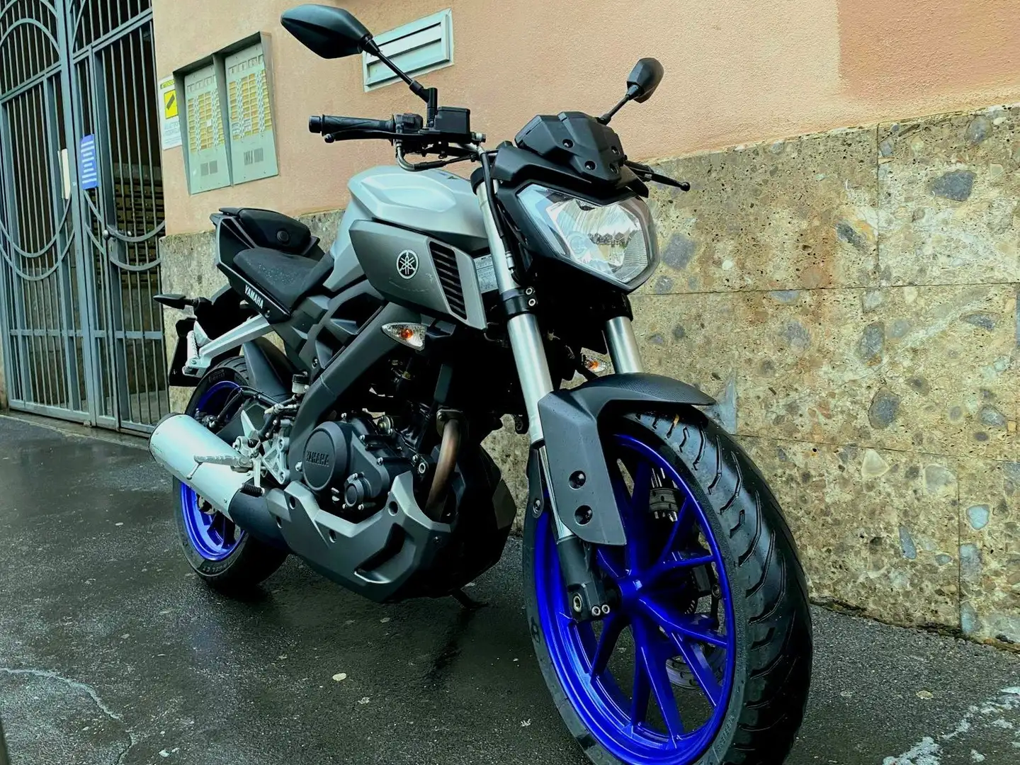 Yamaha MT-125 Bleu - 2