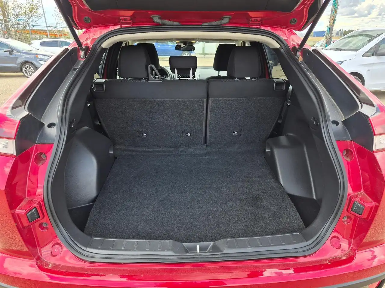 Mitsubishi Eclipse Cross снимка Mitsubishi Eclipse Cross